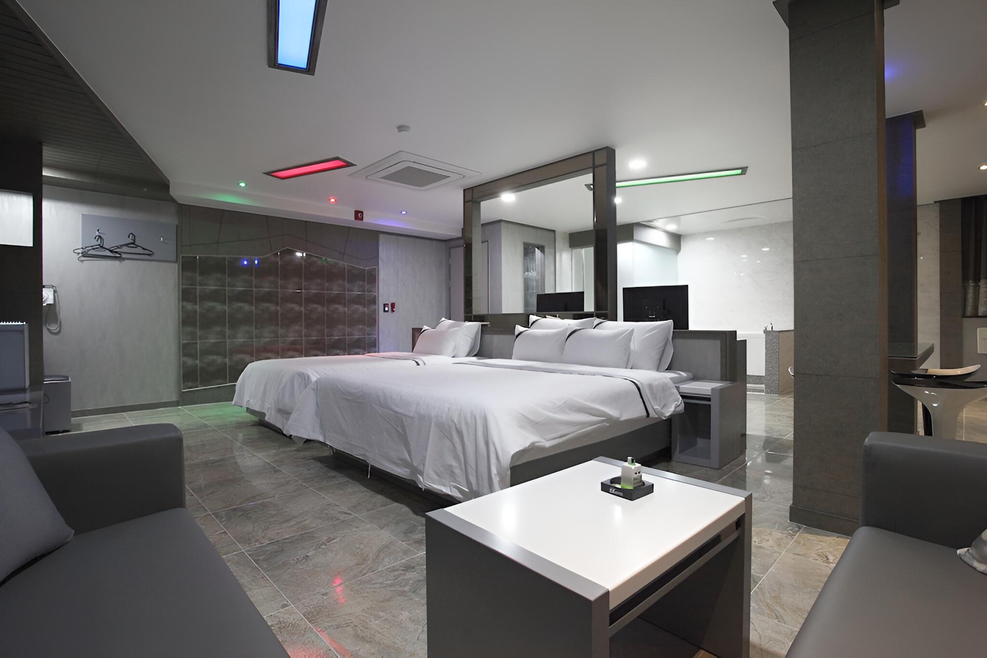 Room (VIP) photo 1