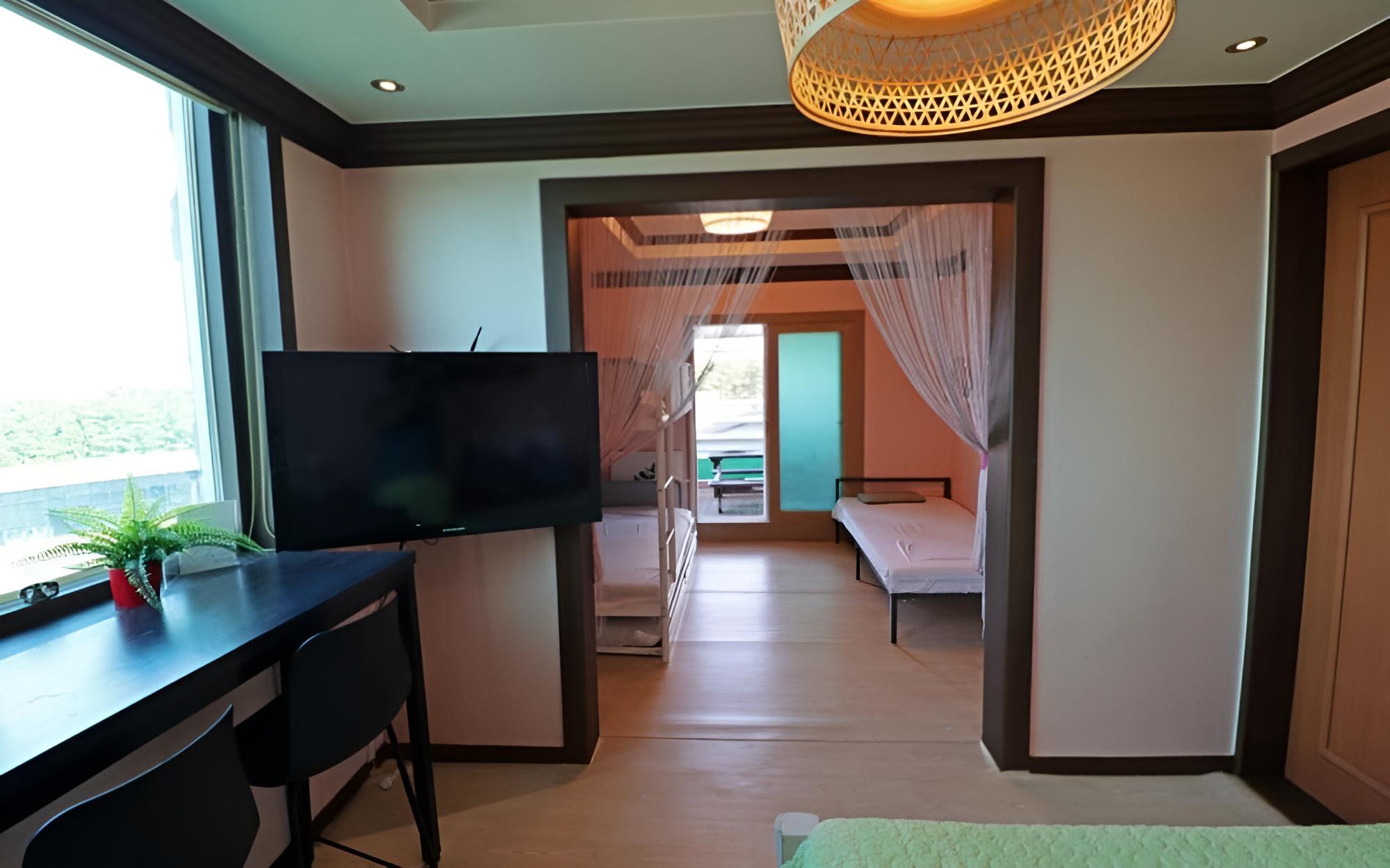 Room (Yellow 4th floor (4 beds))