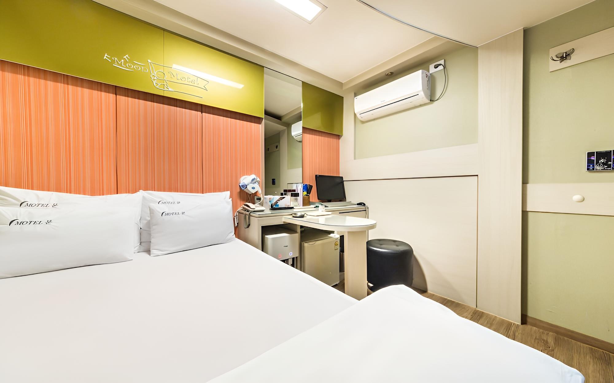 Room (Standard Room)