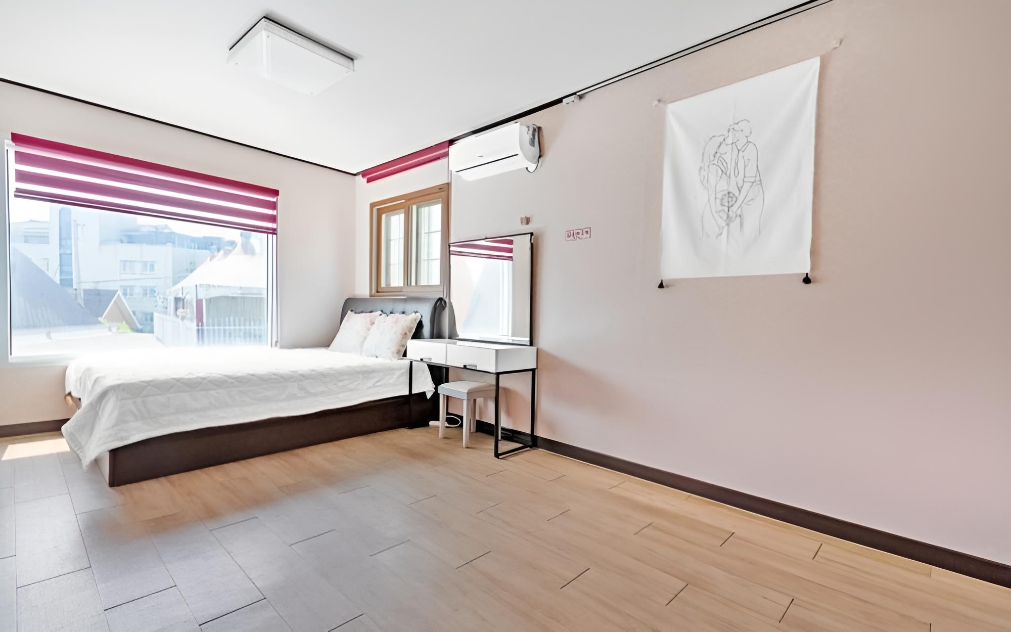 Room (Haevichi (2F Private BBQ))