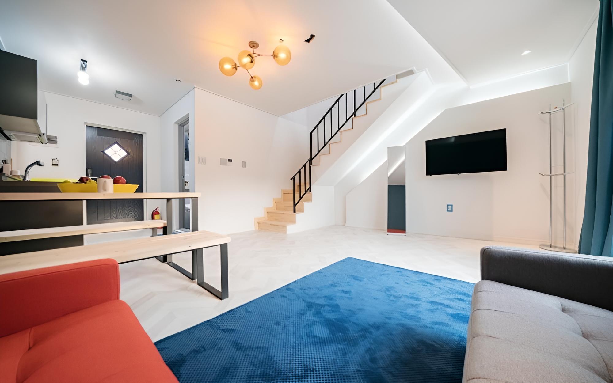 Room (A-5 (individual terrace dog park indi)
