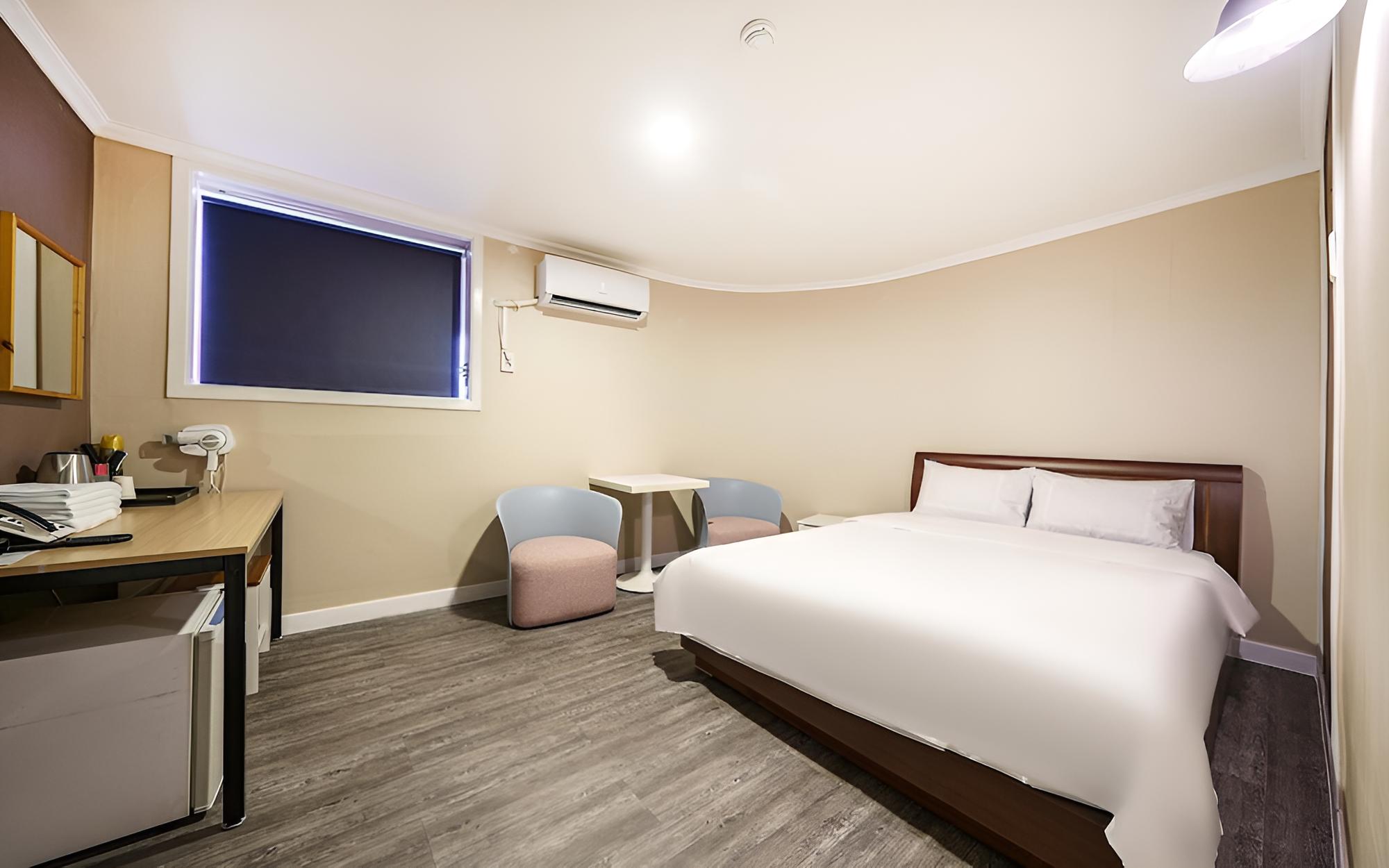 Room (Special Room)