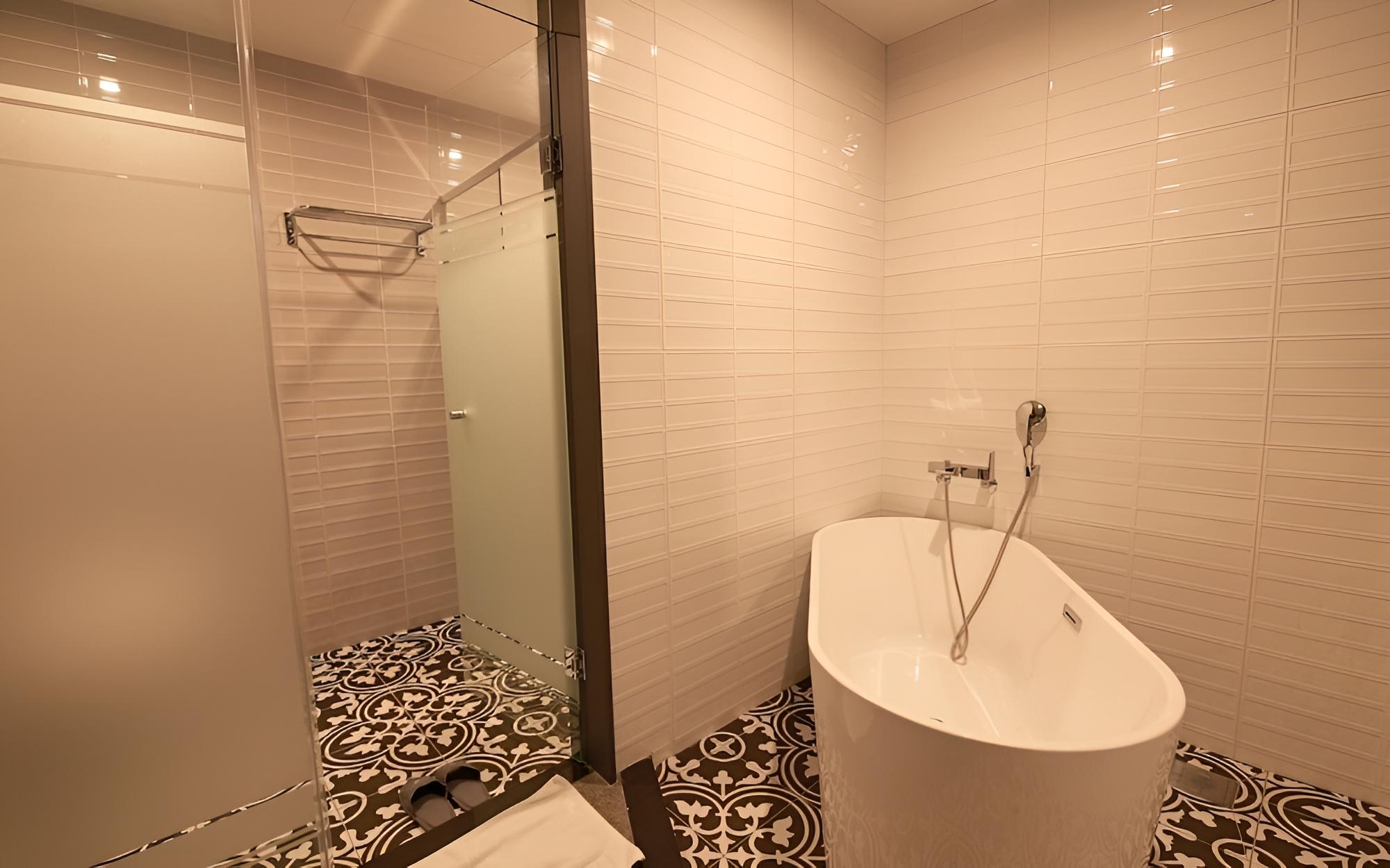 Room (VIP (Jet Spa)) - Photo 1