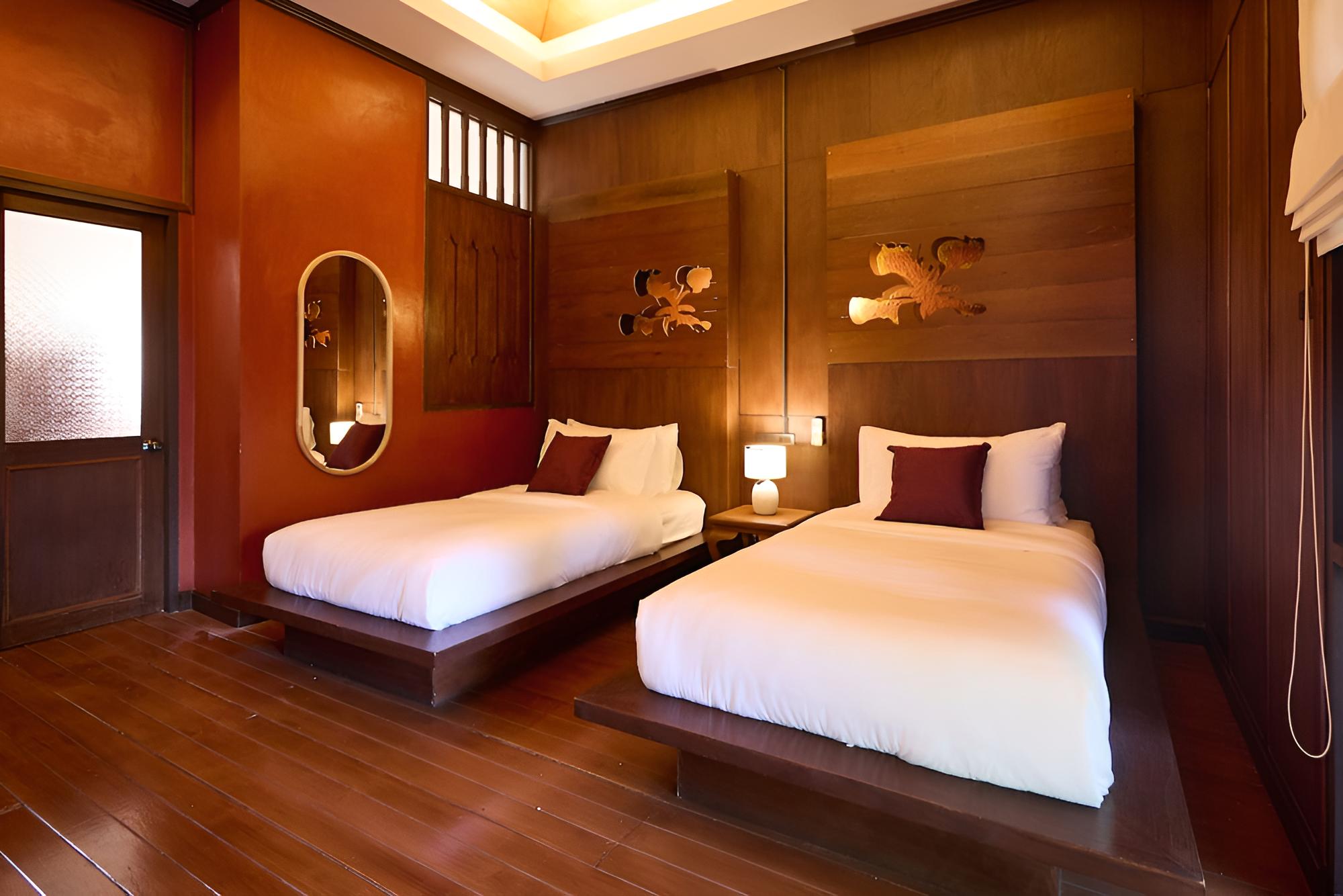 Superior Twin Room