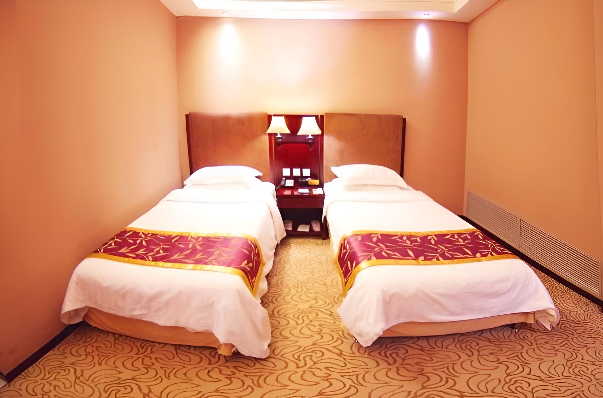 Comfort Twin Room photo 2