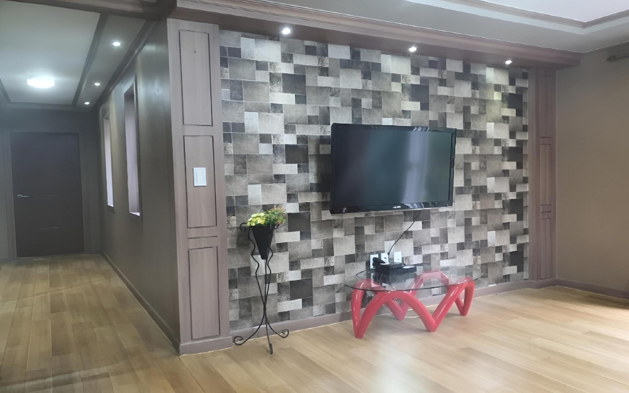 Room (Group Room)