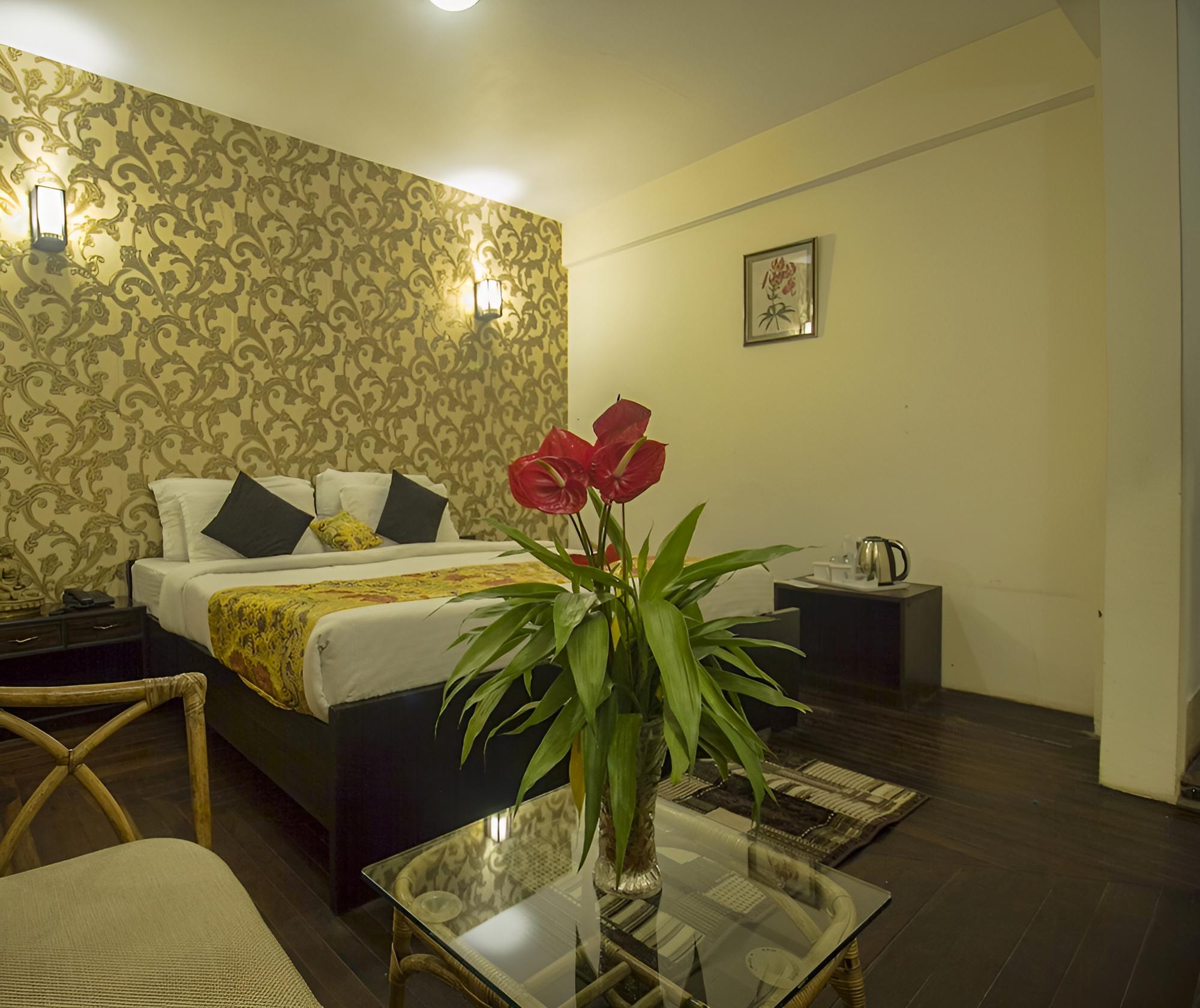 Deluxe Room, 1 King Bed