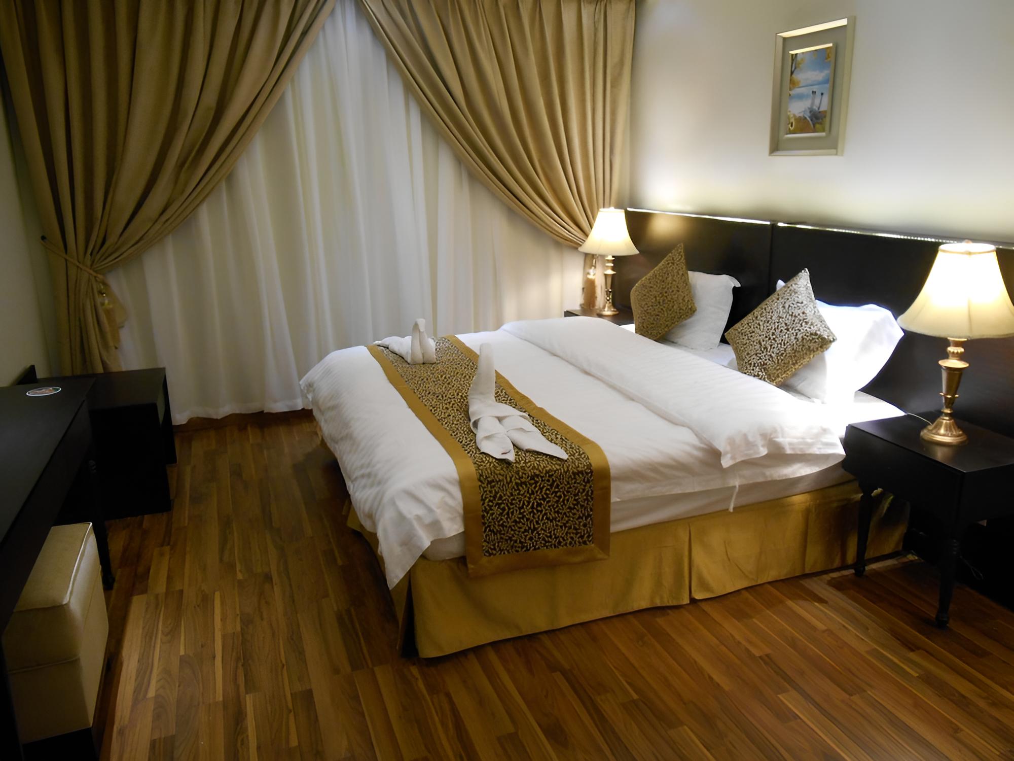 Junior Suite, 1 King Bed