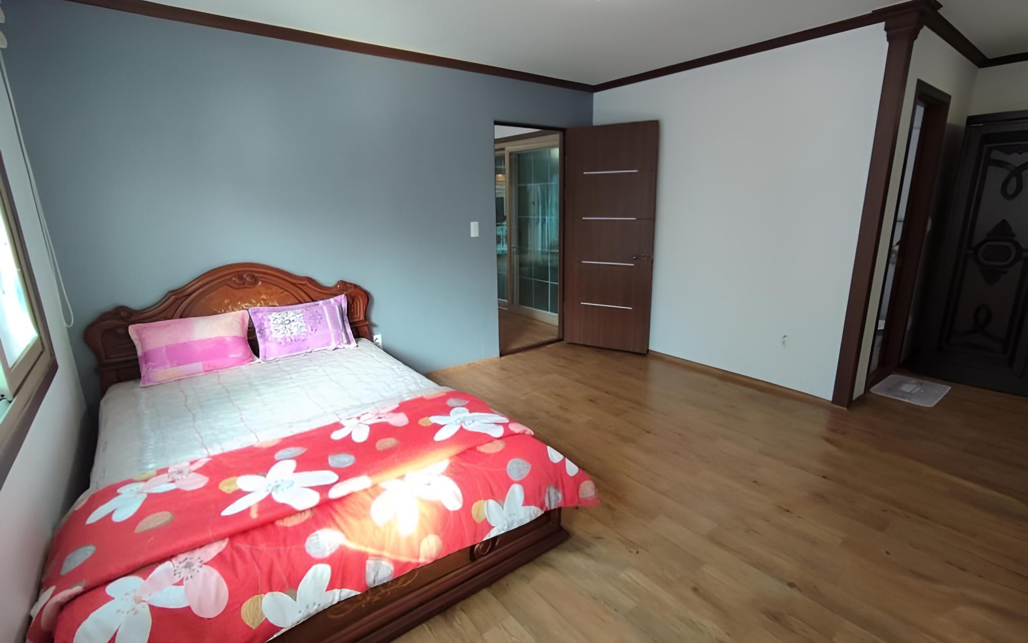 Room (Firefly) photo 3