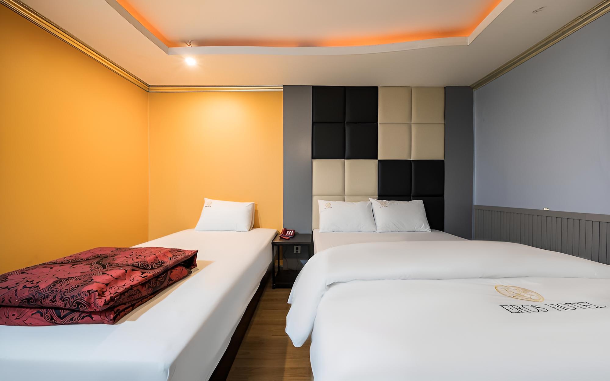 Room (Twin Room)