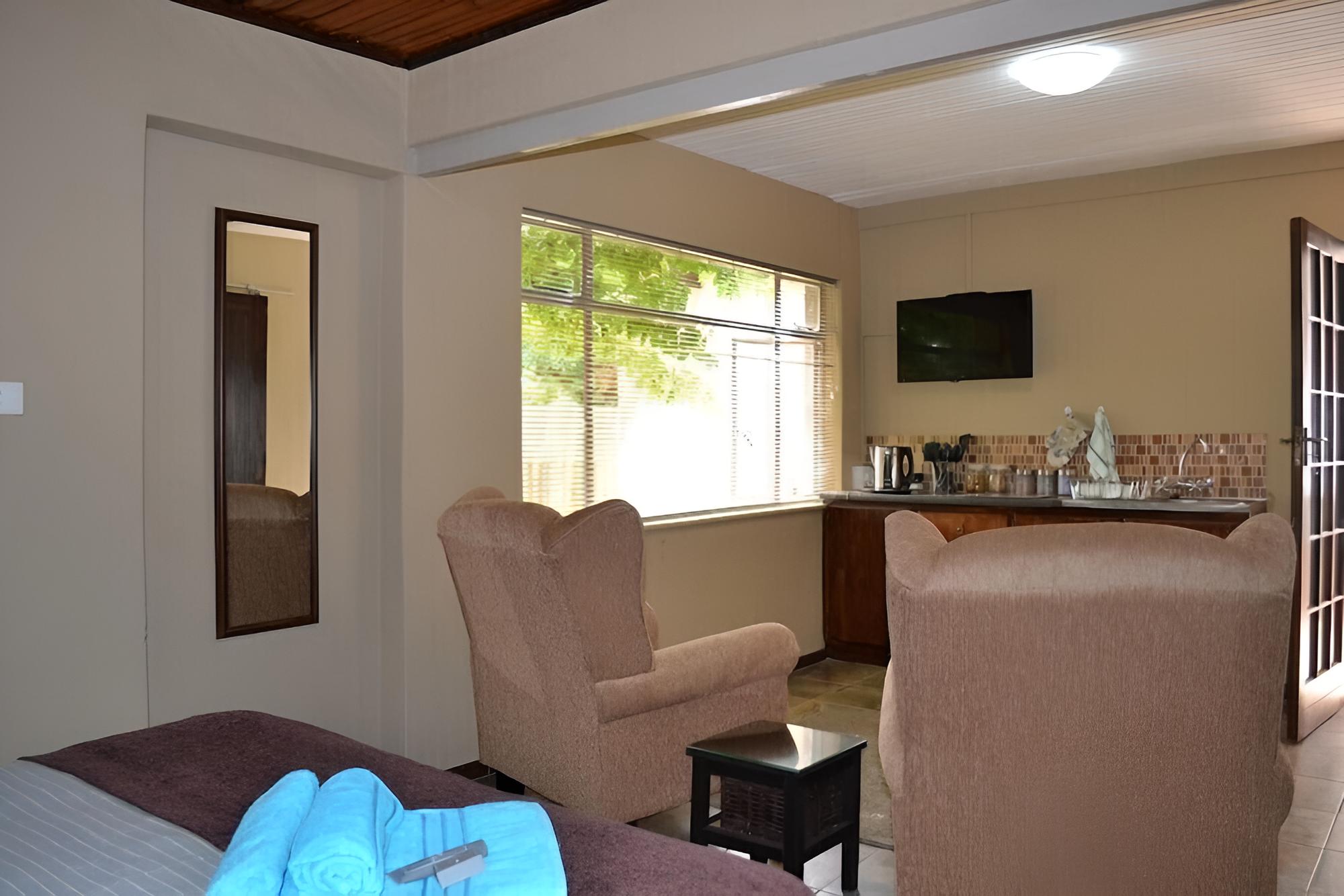 Deluxe Double Room, Garden Area