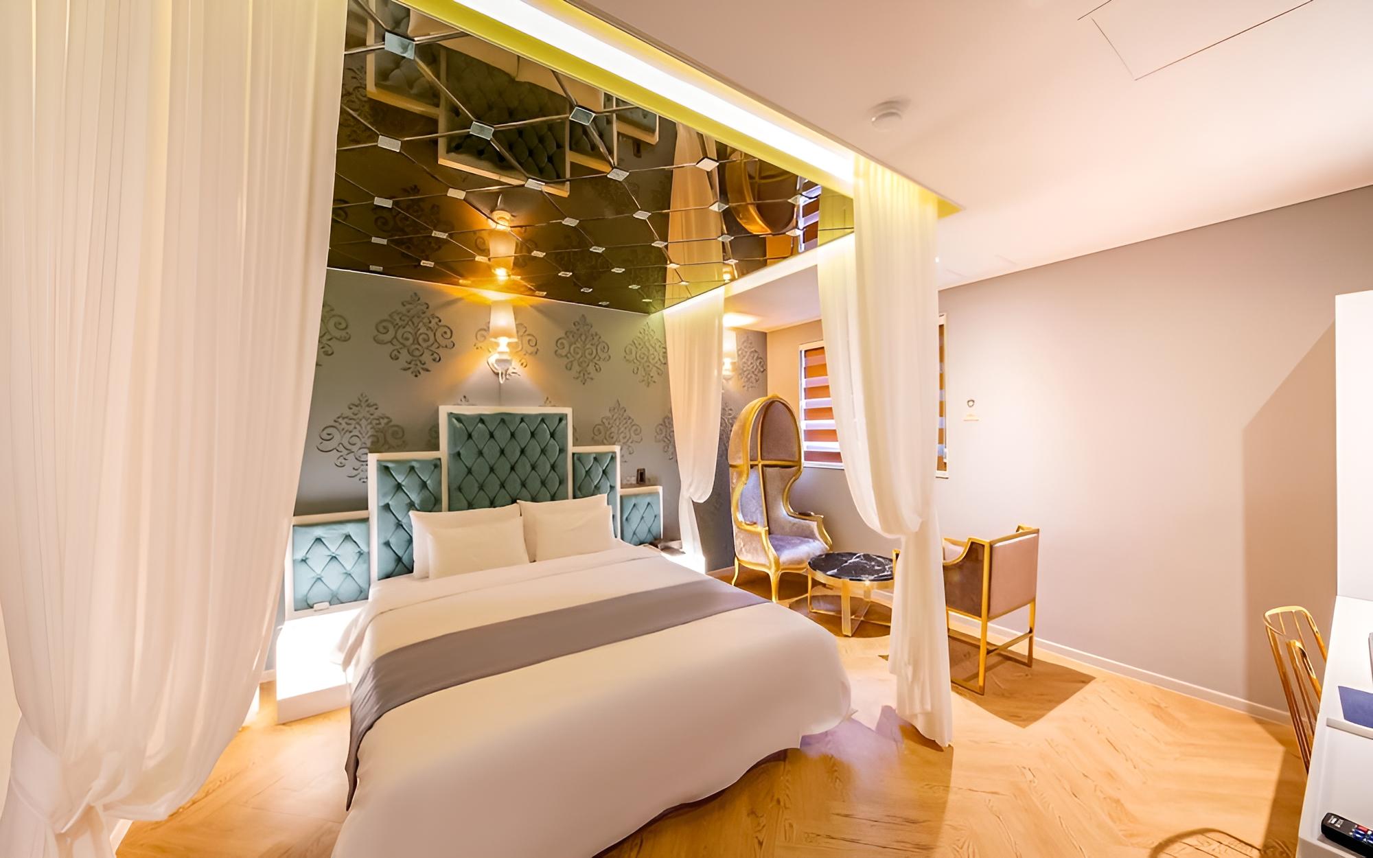 Room (Special Room - Random Room (Spa Style)