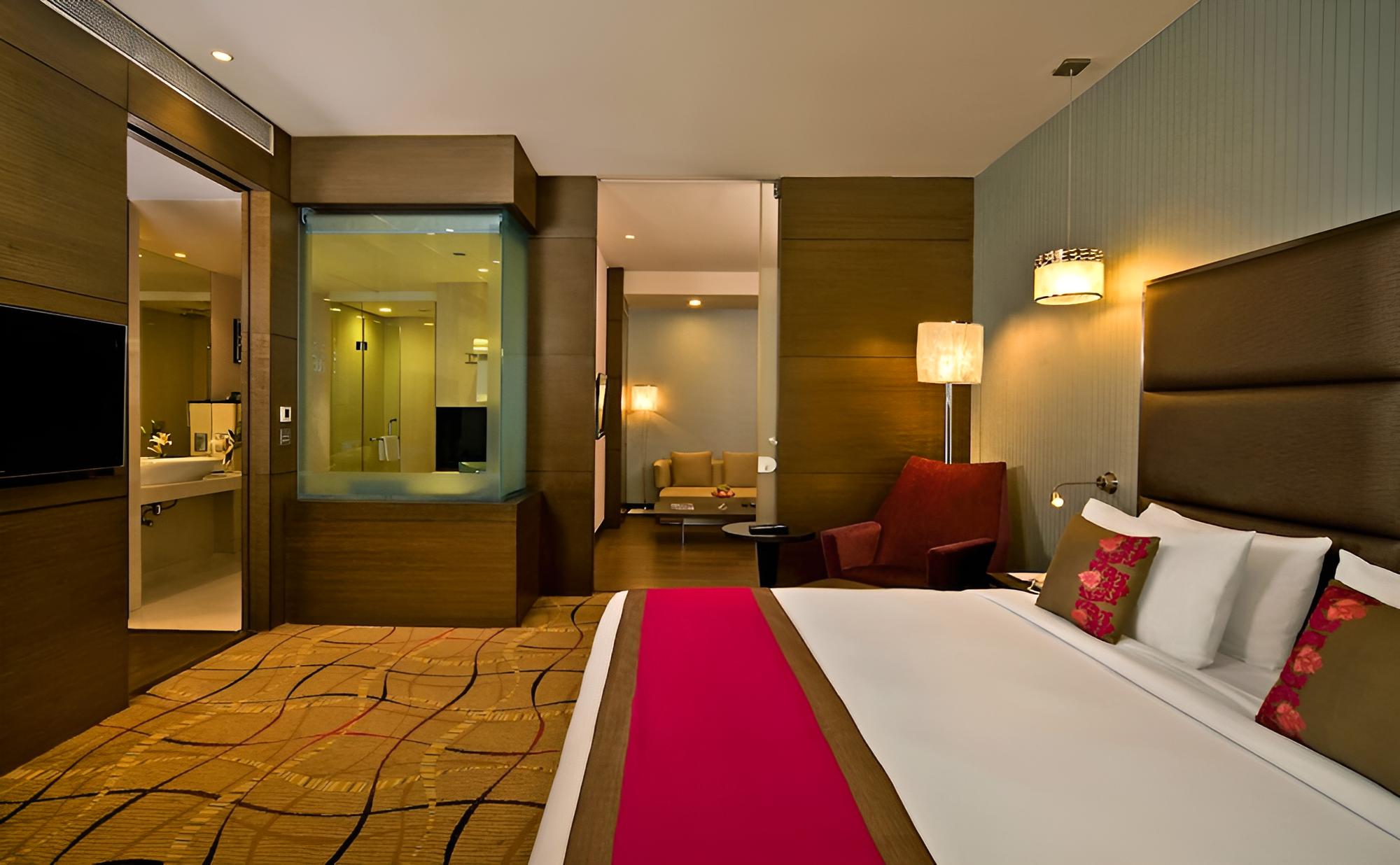 Executive Studio Suite, 1 King Bed, Bathtub, Corner