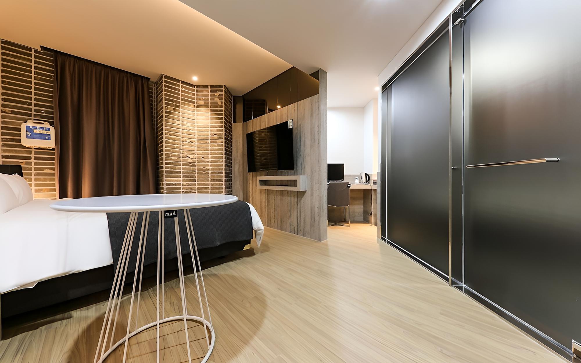 Room (Deluxe room) - Photo 2