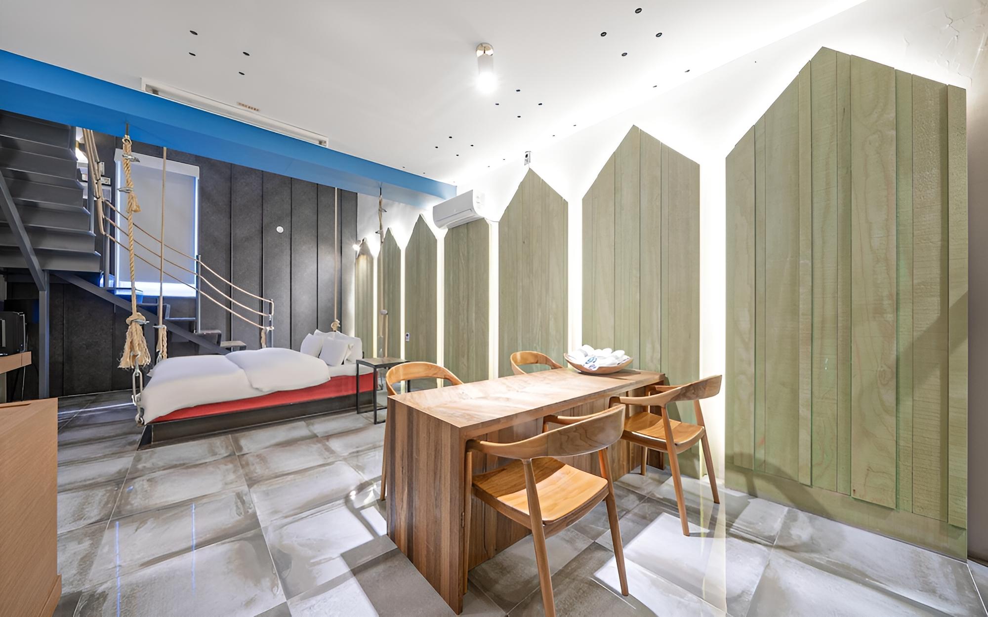 Room (Royal Suite) photo 2