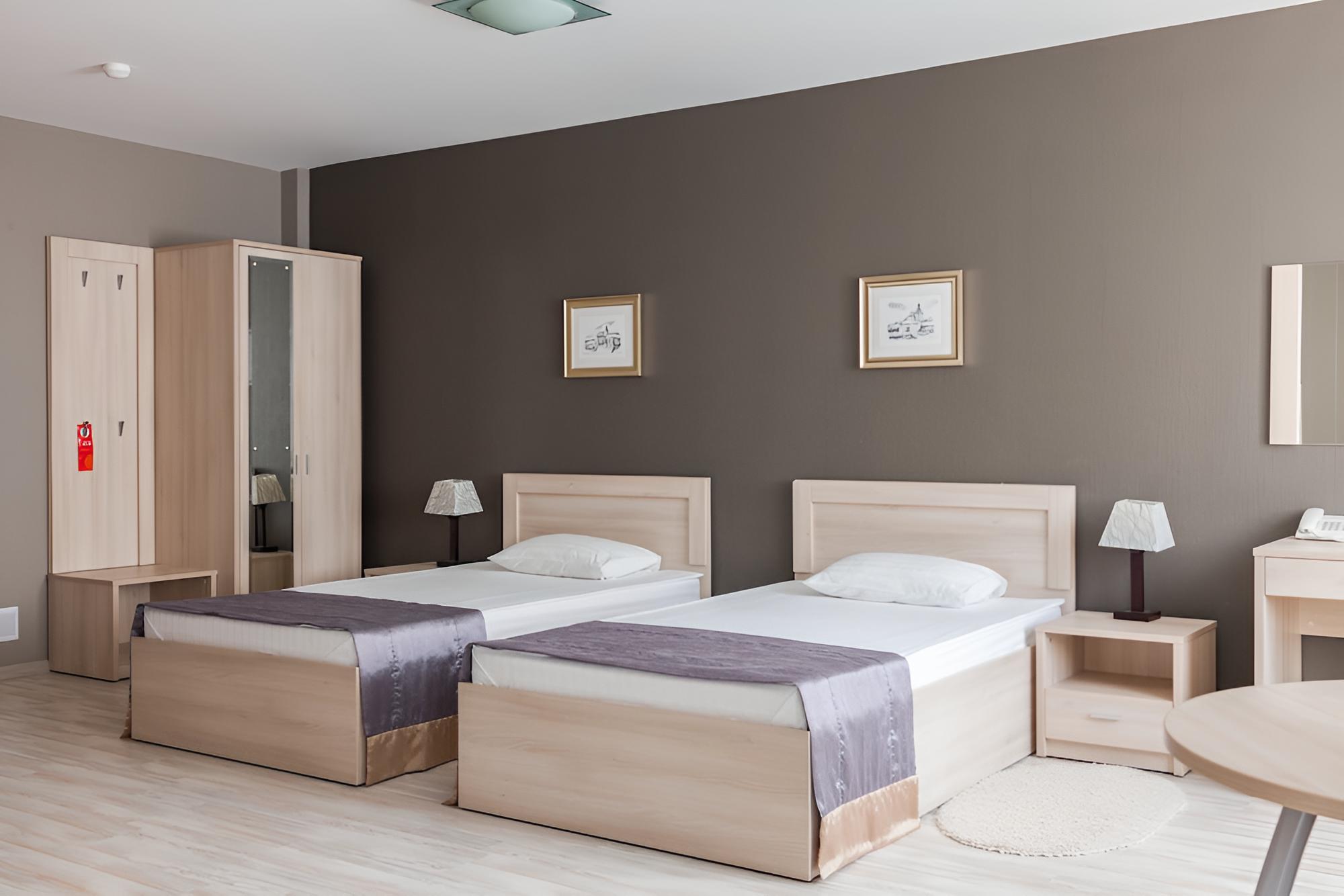 Studio Apartment (Twin)