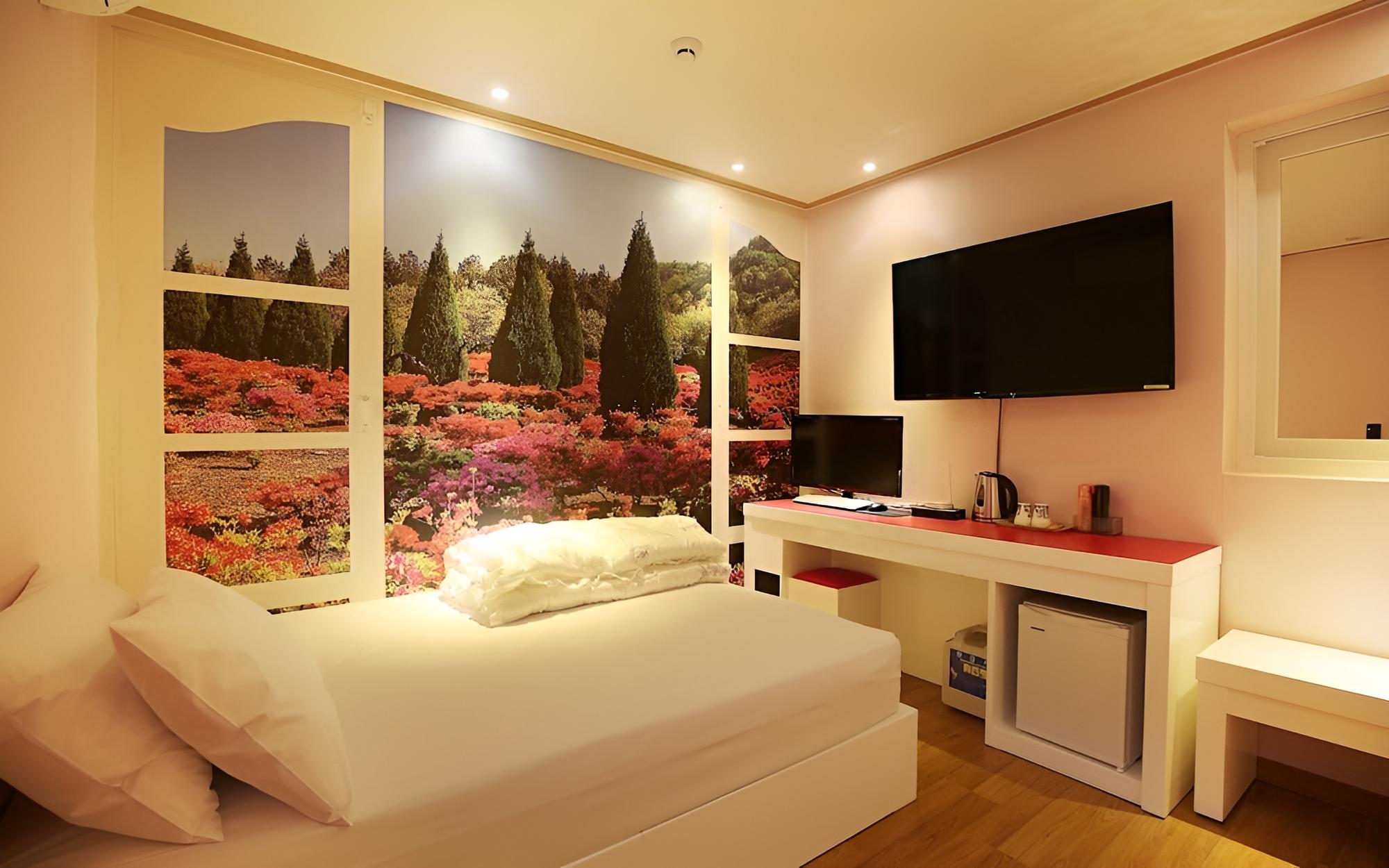 Room (General room (pc available)) photo 2