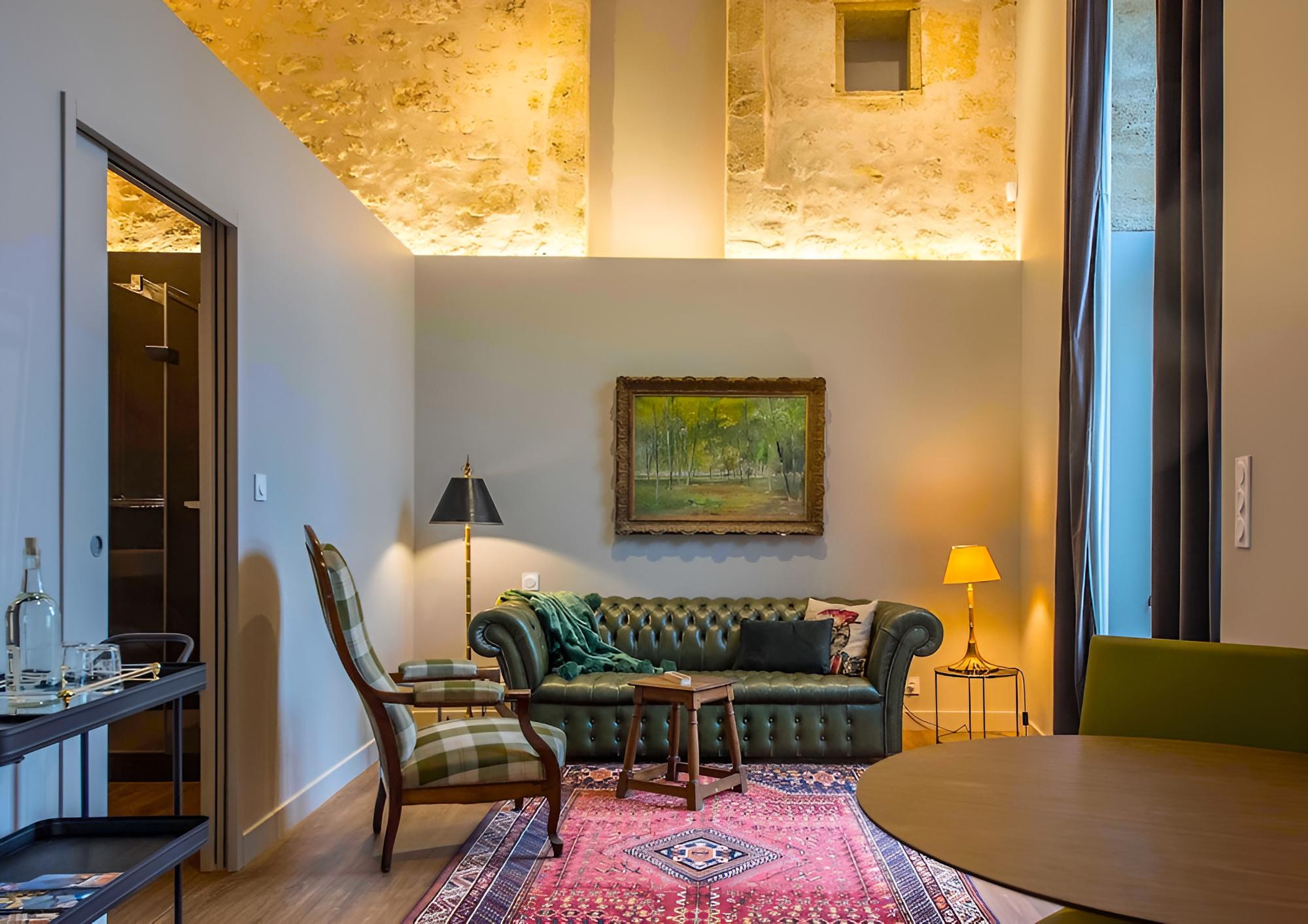 Luxury Suite, Ensuite photo 2