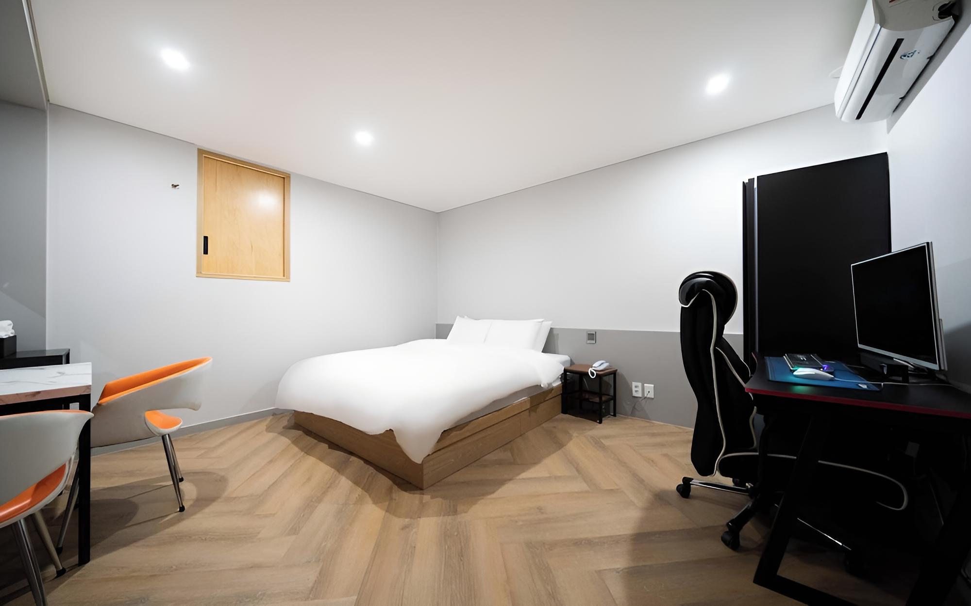 Room (Standard room (wave styler available))