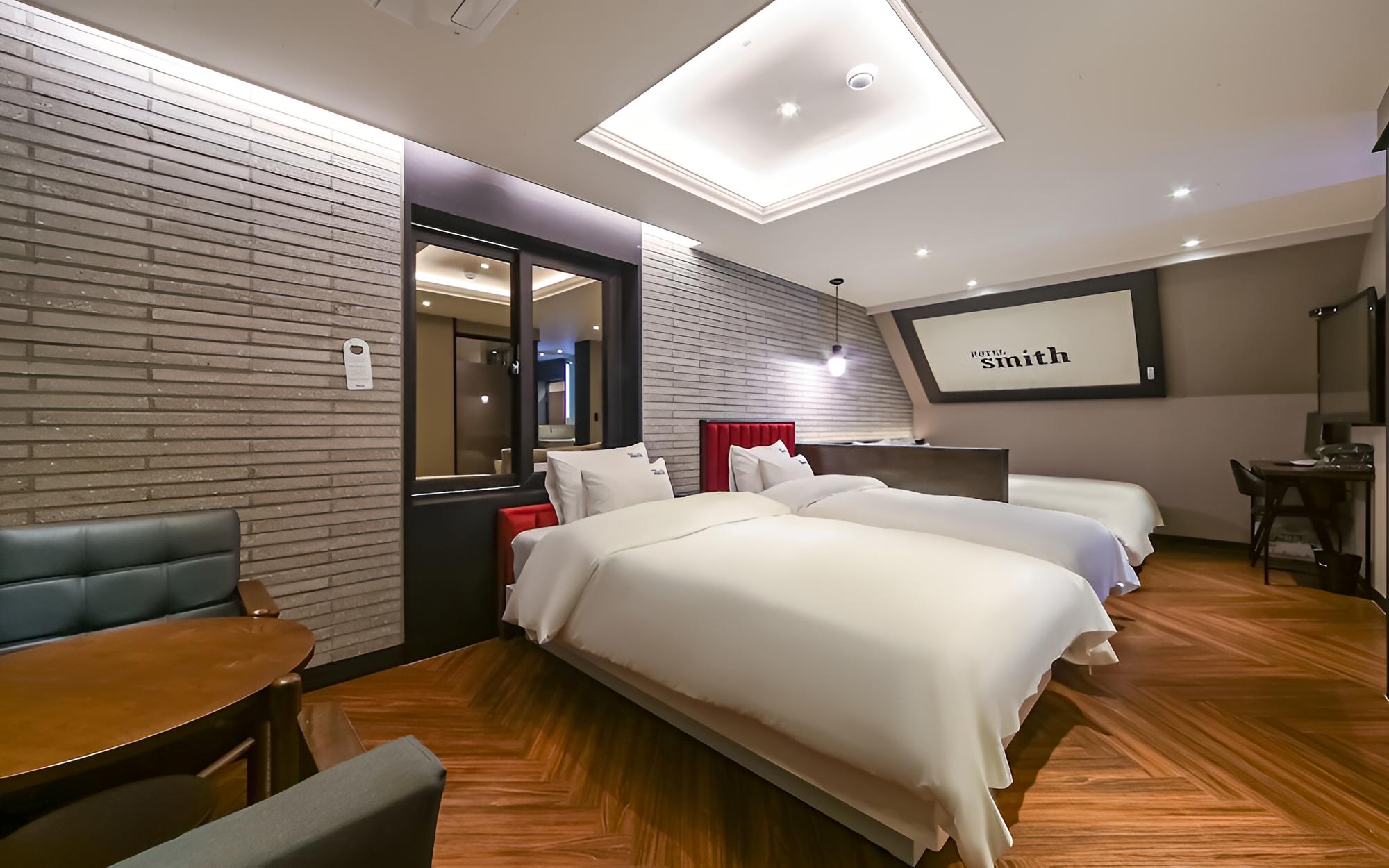 Room (Suite family (latest movie spa PC con)