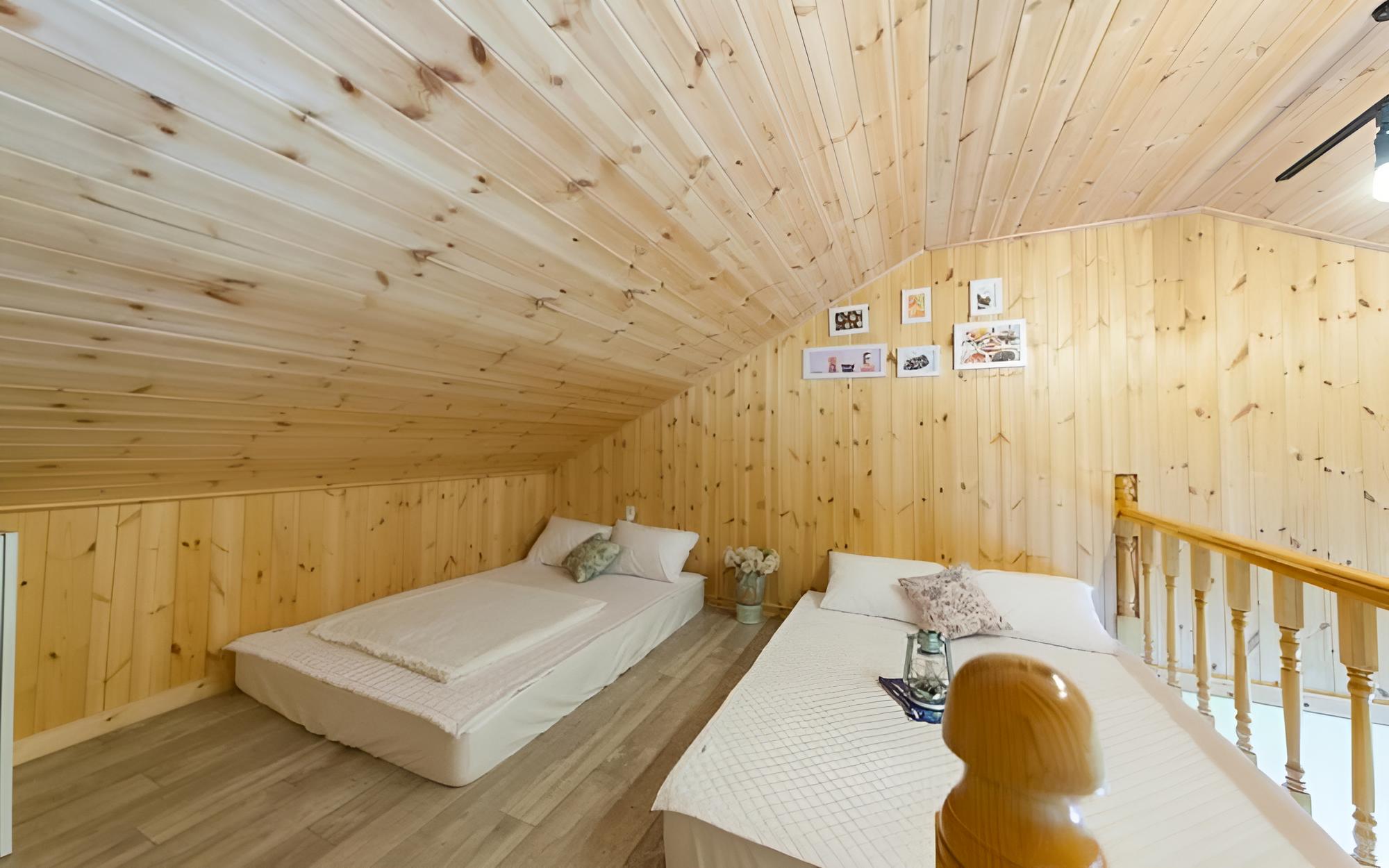 Room (201 Daldal Mango) photo 3