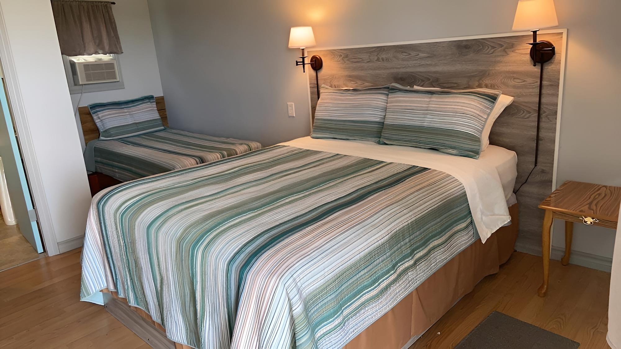 Standard Room, 1 Queen Bed photo 1
