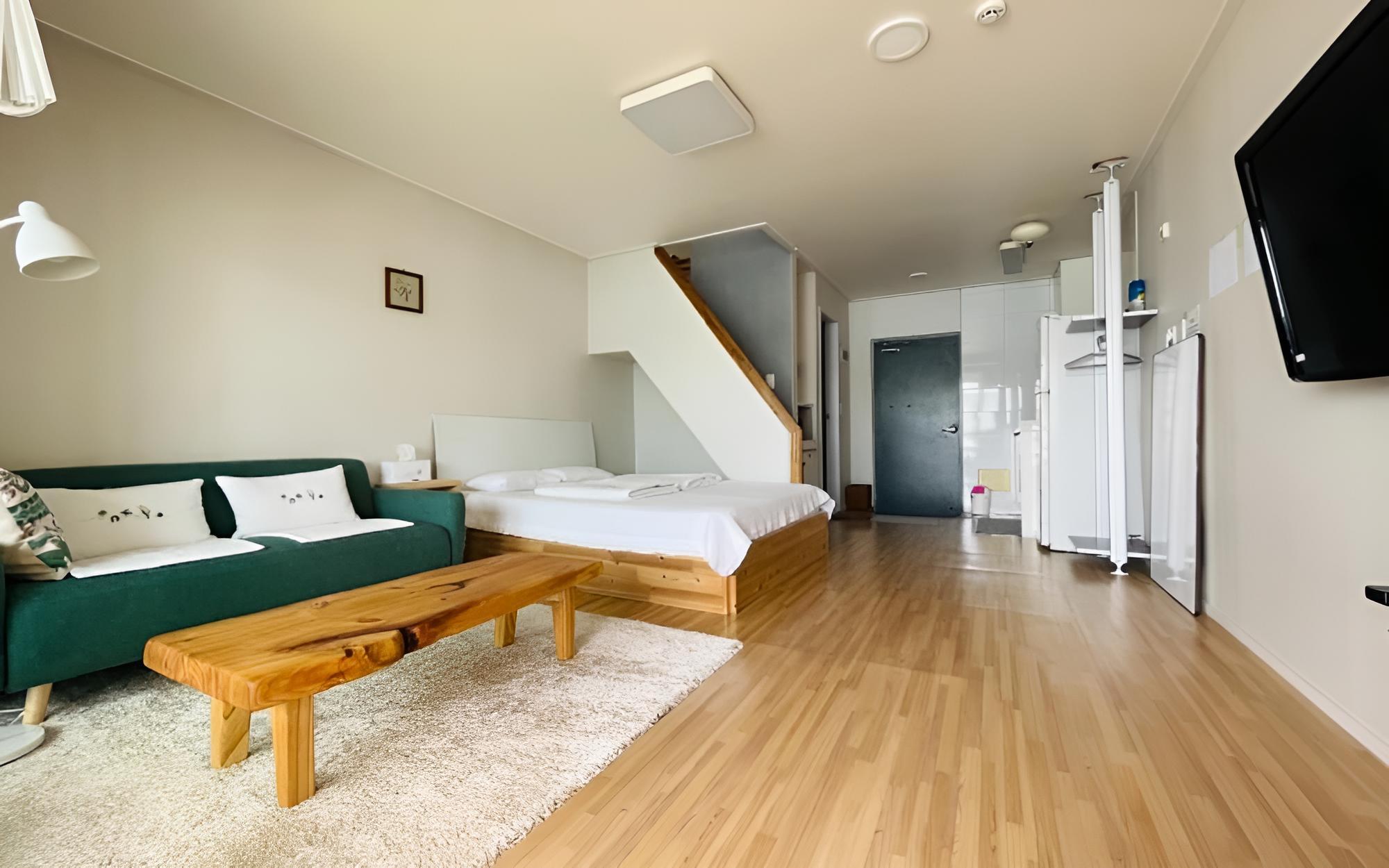 Room (Room 302 / Breakfast provided (Ocean )