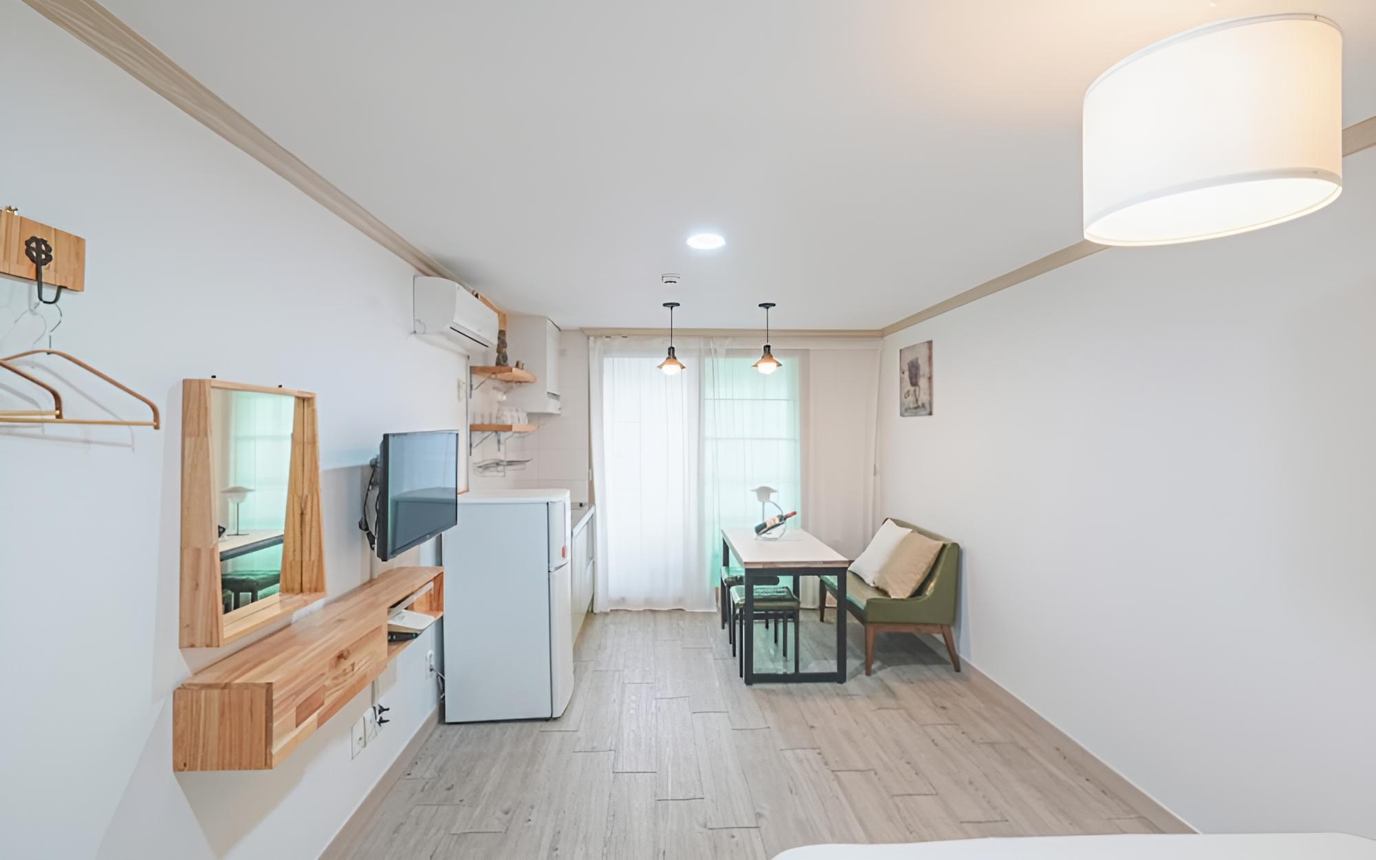 Room (Room 102) photo 3