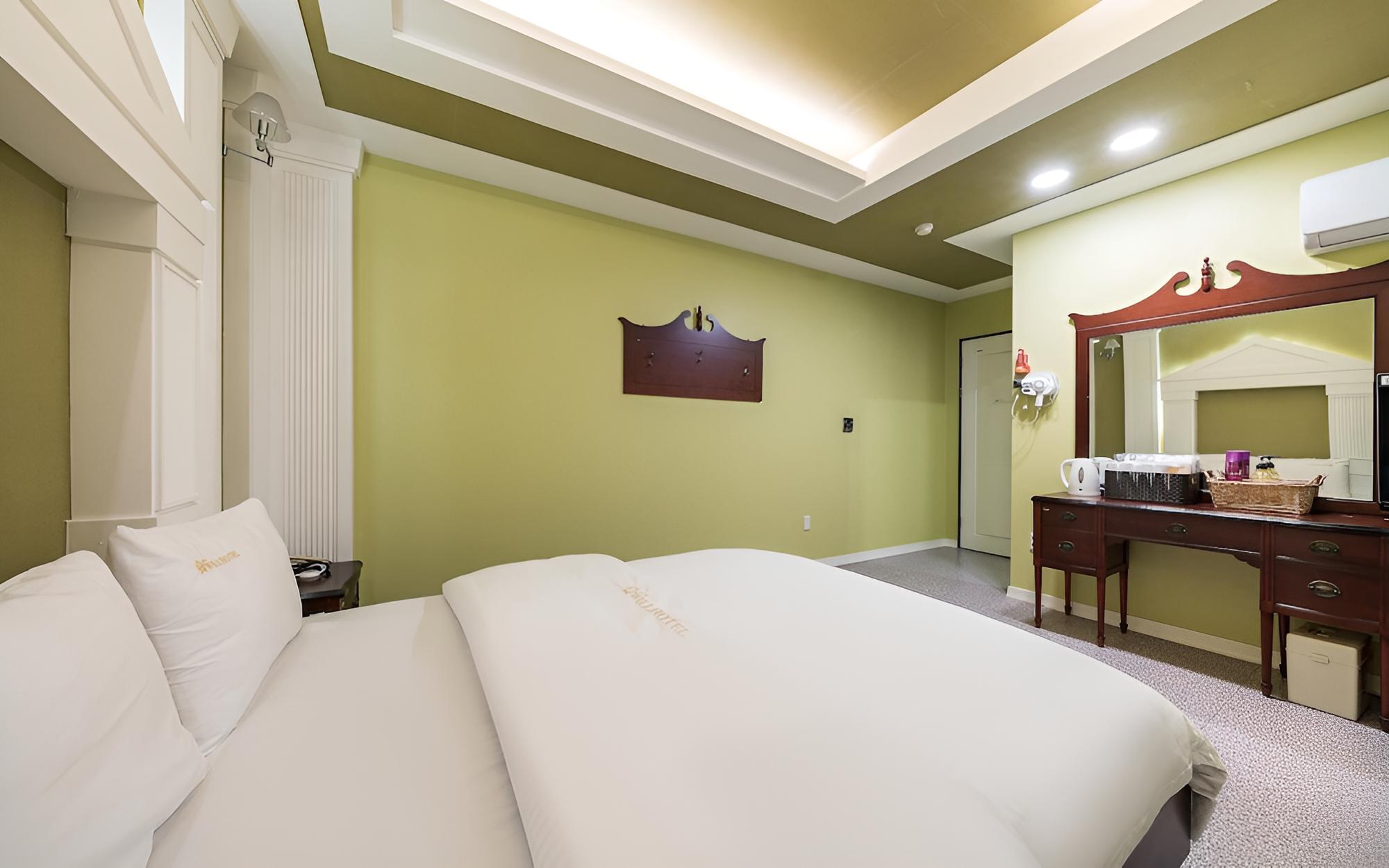 Room (Standard) - Photo 3
