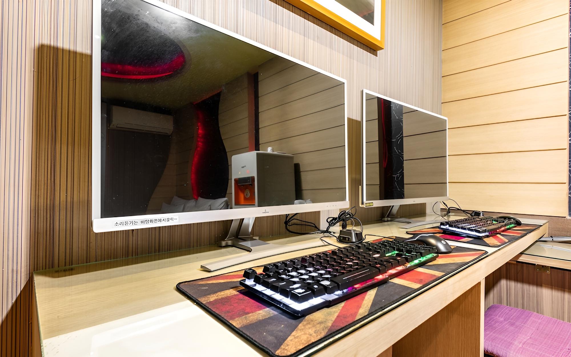 Room (Special Room (Couple PC / PUBG availa) - Photo 3