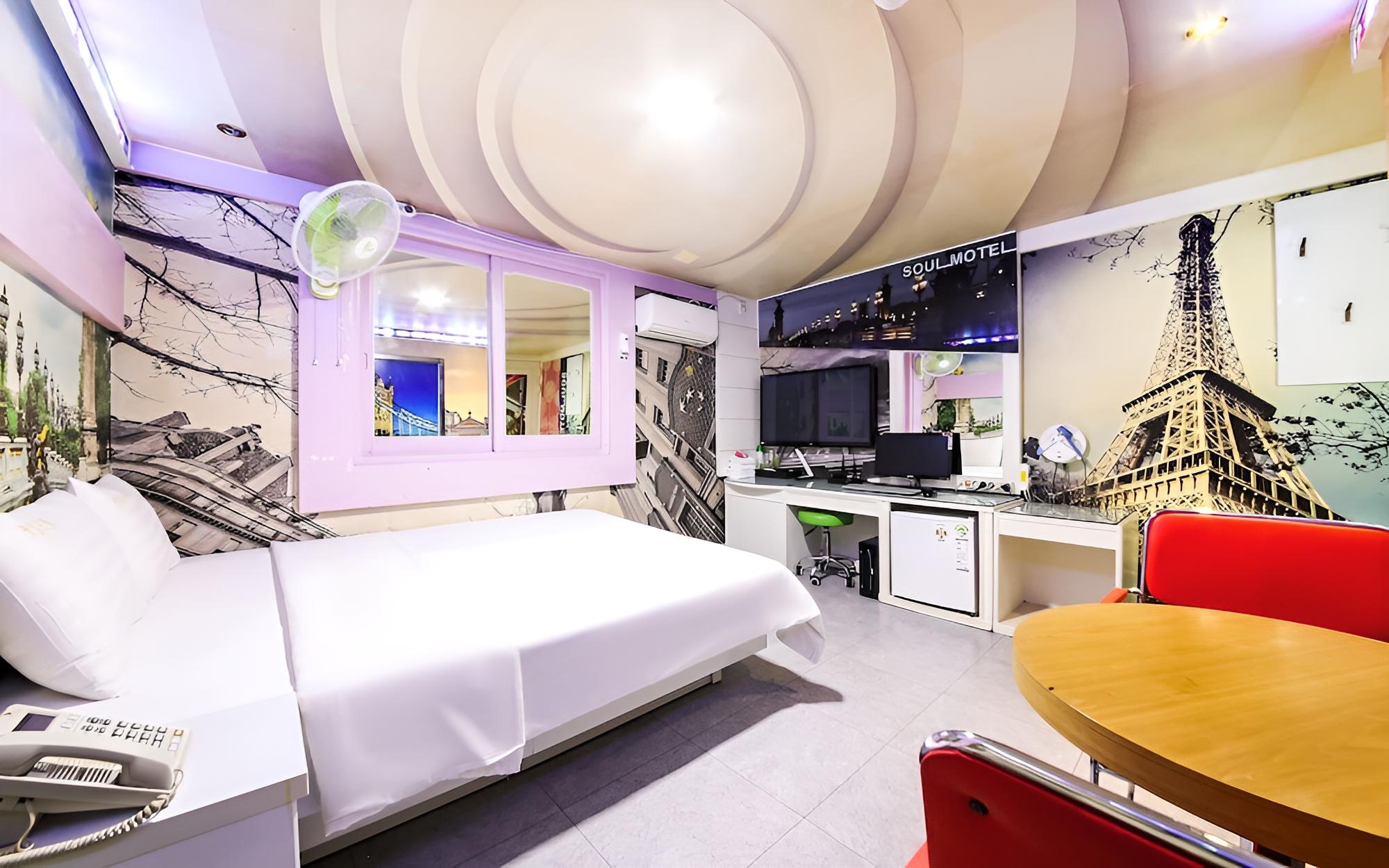 Room (Standard Room (Extra Charge for Addit)