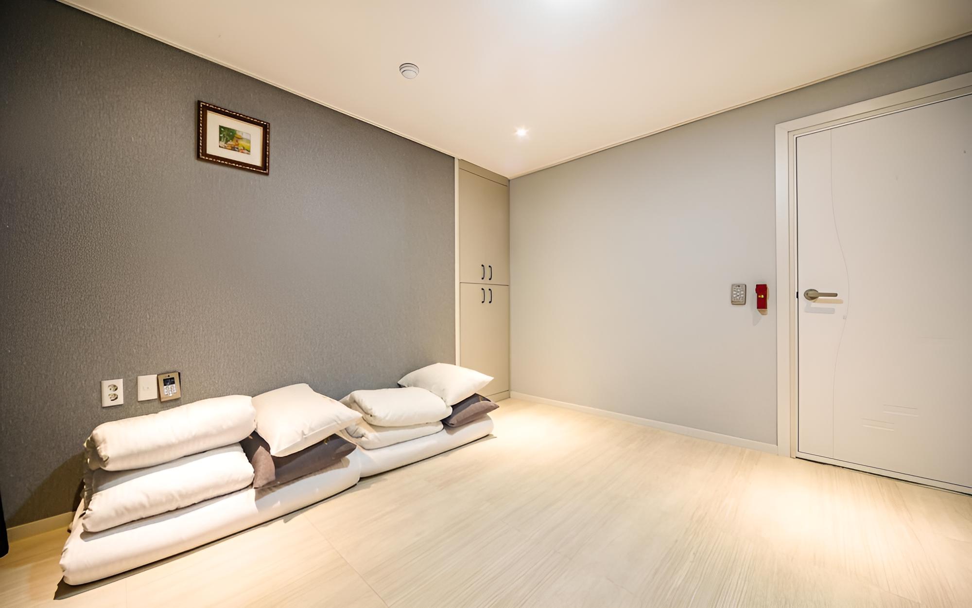 Room (Ondol-Air Purifier (Netflix Personal ) photo 3