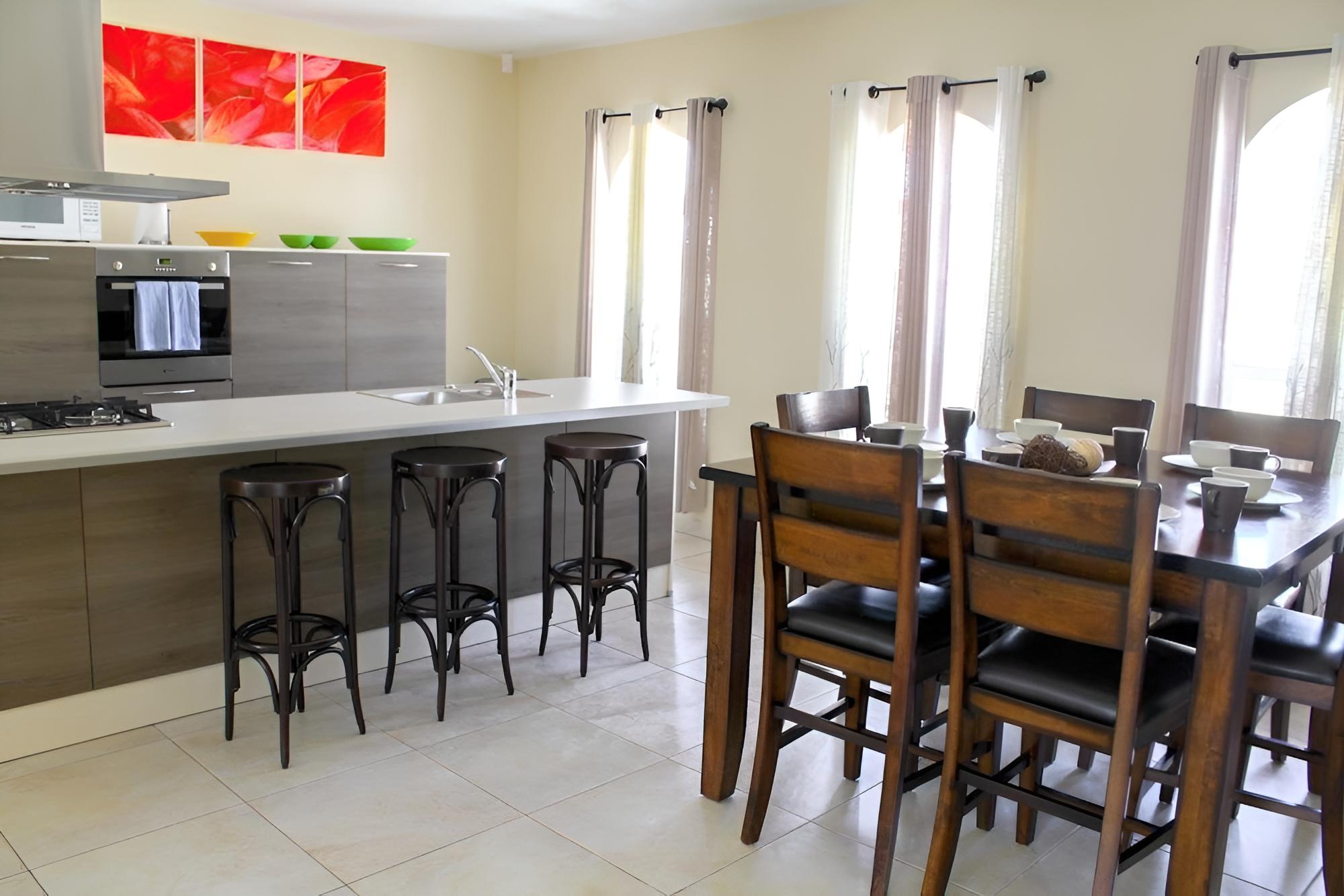 Villa photo 3