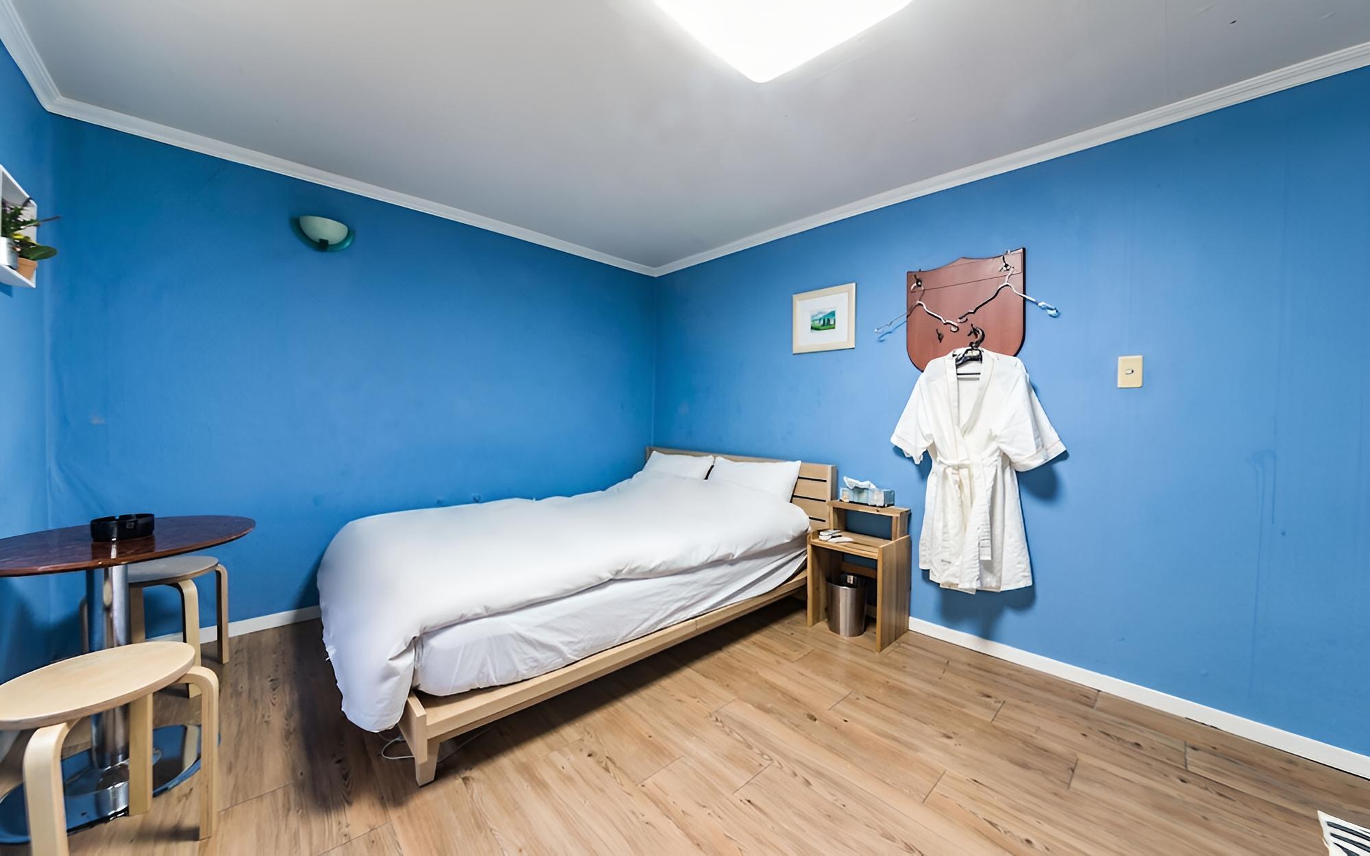 Room (Special Room)