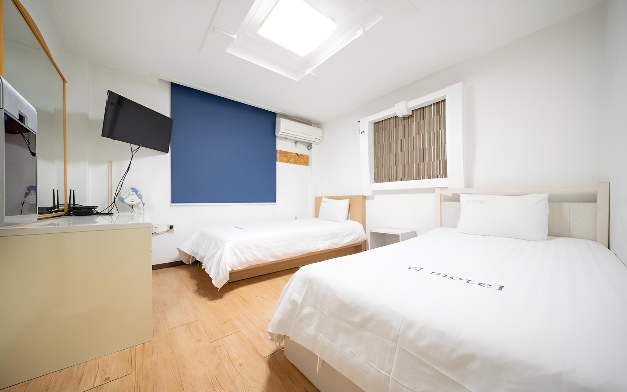 Room (Single Twin) photo 3