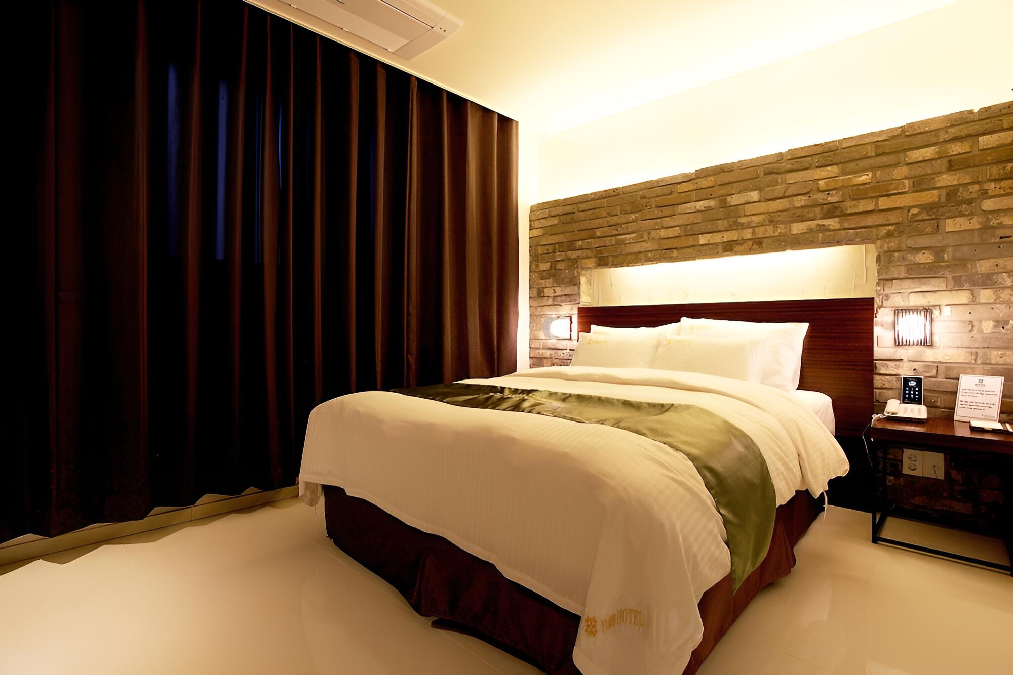 Room (Standard (Cafe Voucher)) photo 3