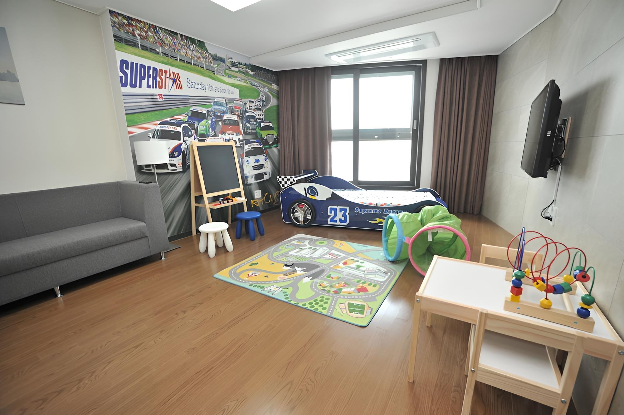 Kids Suite