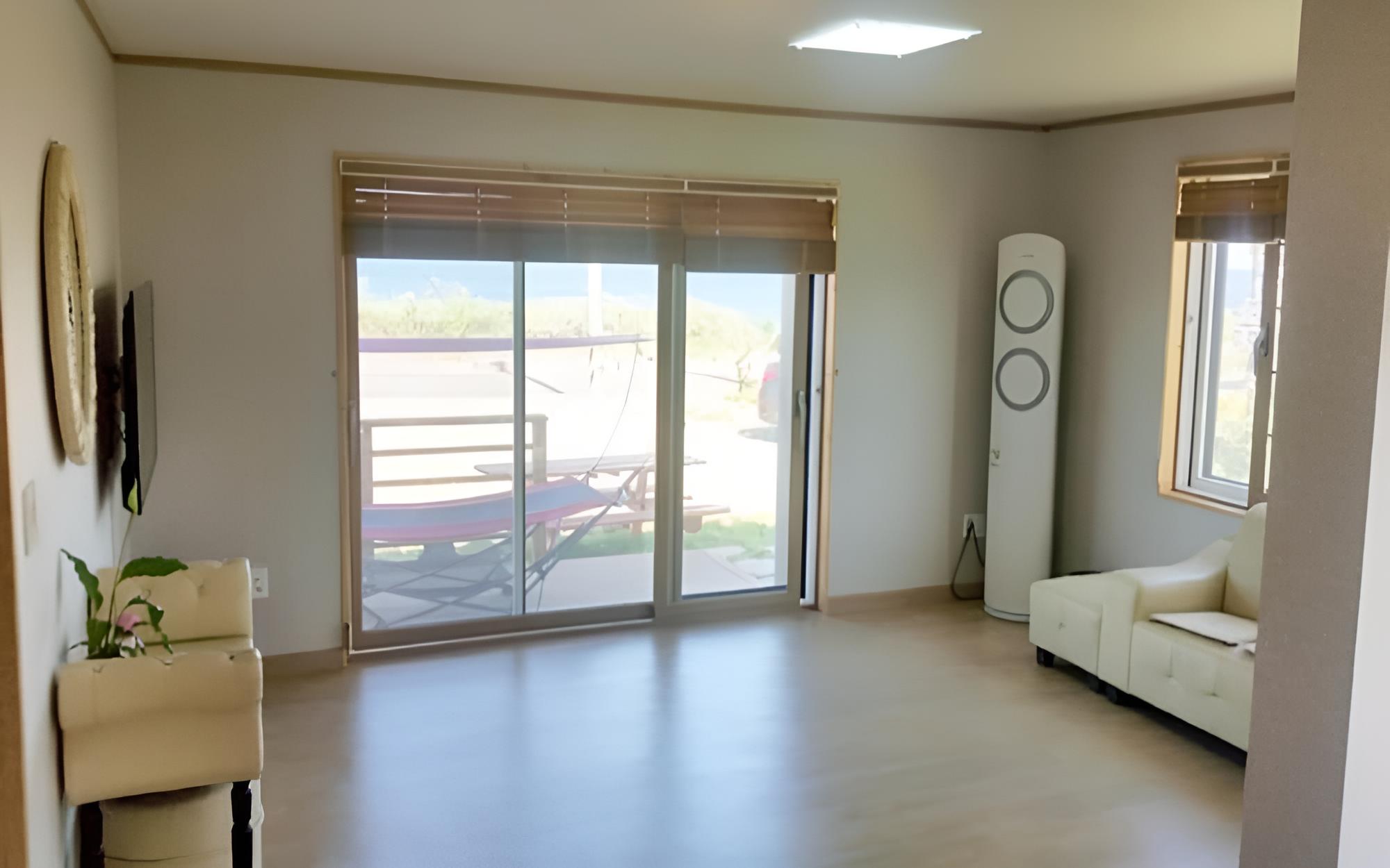 Room (Group room)