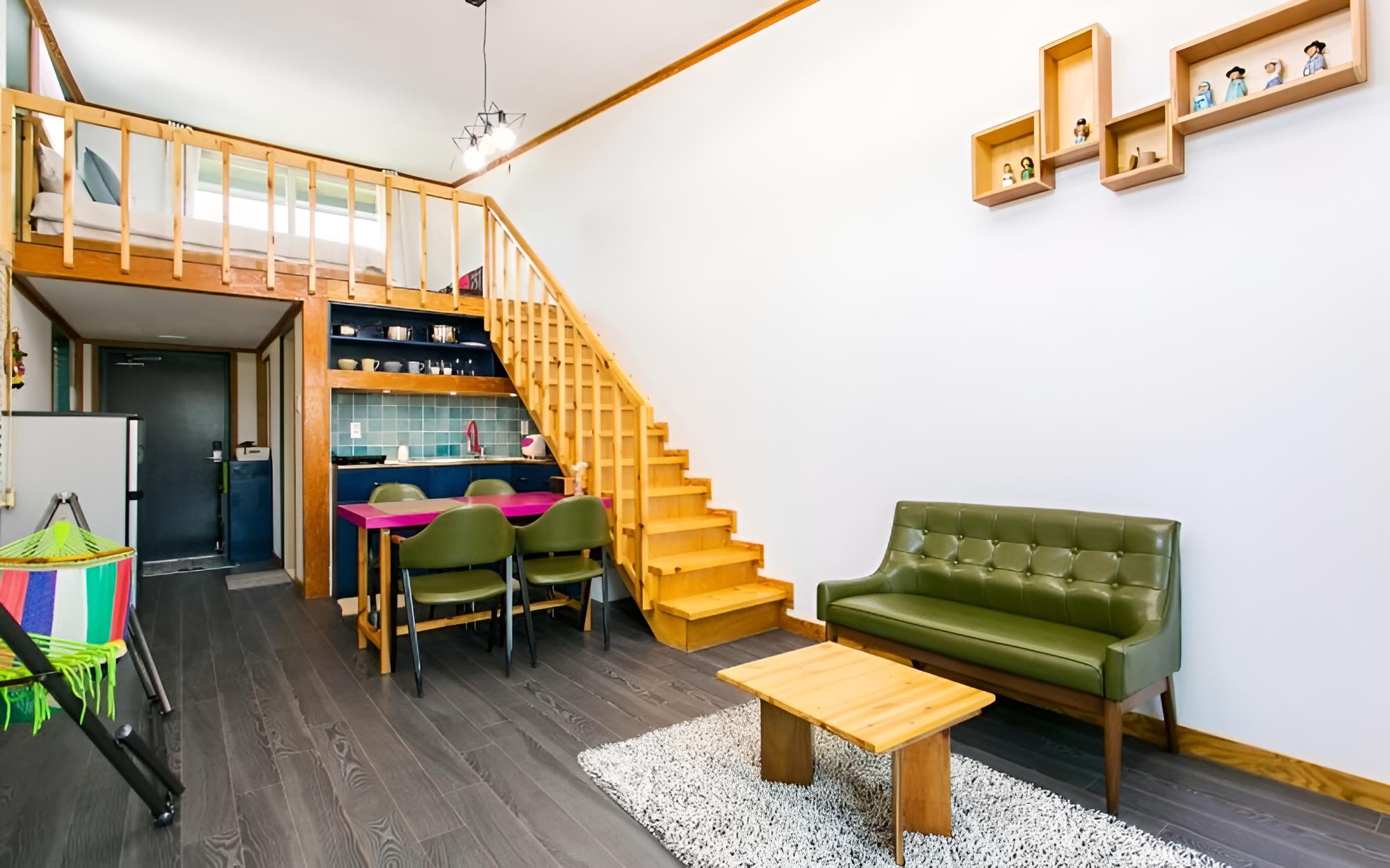 Room (Yongnuni (Duplex Terrace))