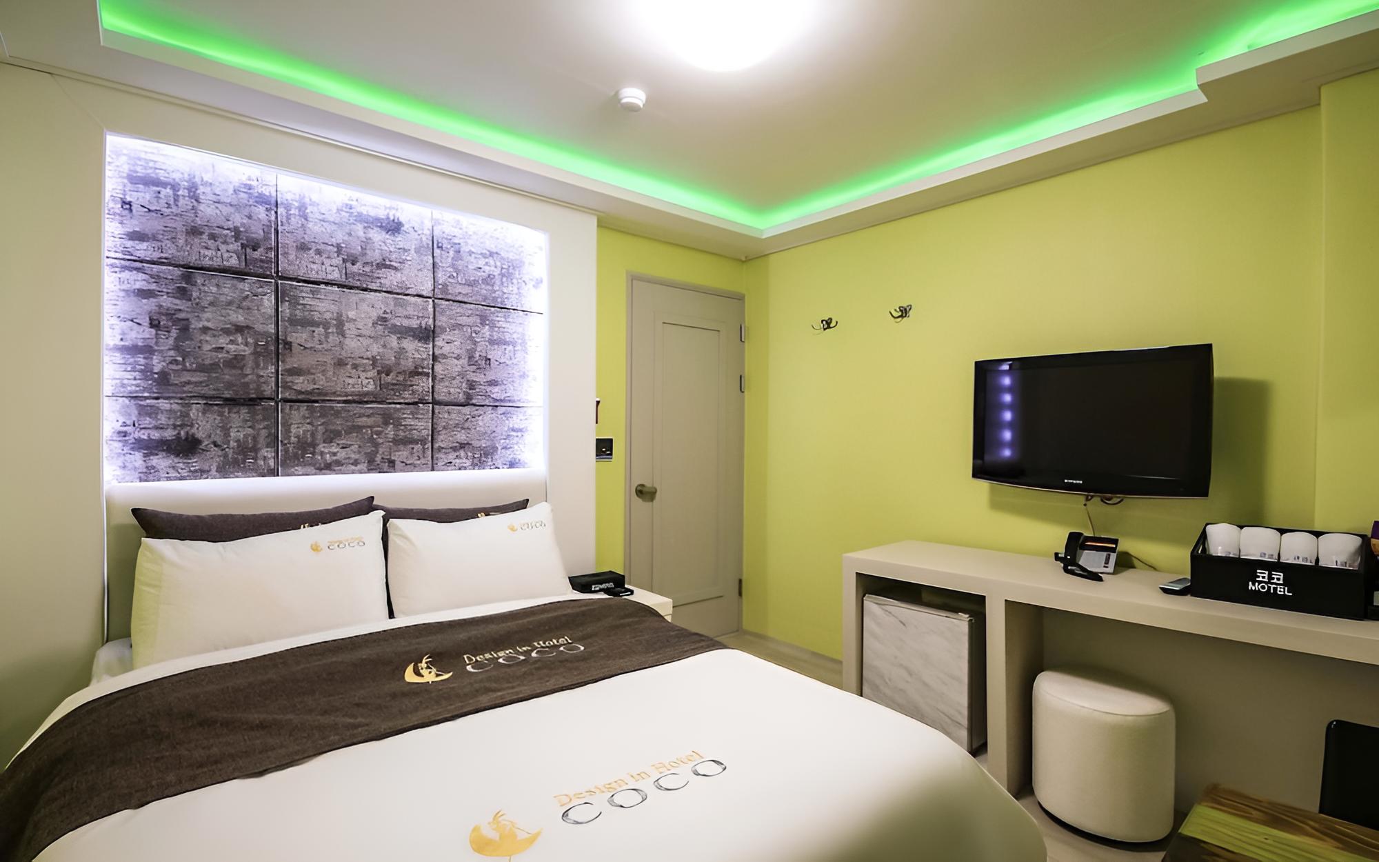Room (Event Room (Time Special))