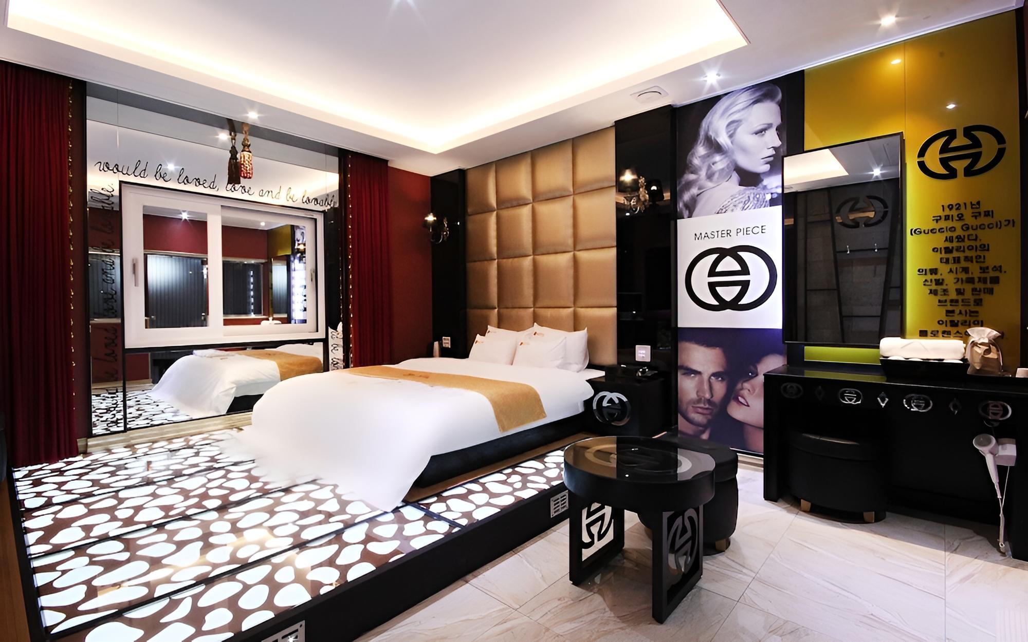 Room (1 room 1 parking (Premium B)) - Photo 15