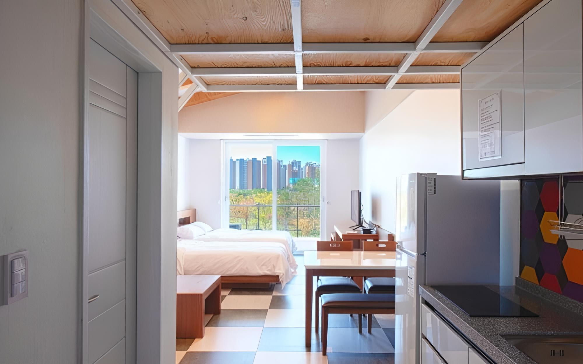 Room (Standard Room B Type 322 (Duplex Moun)