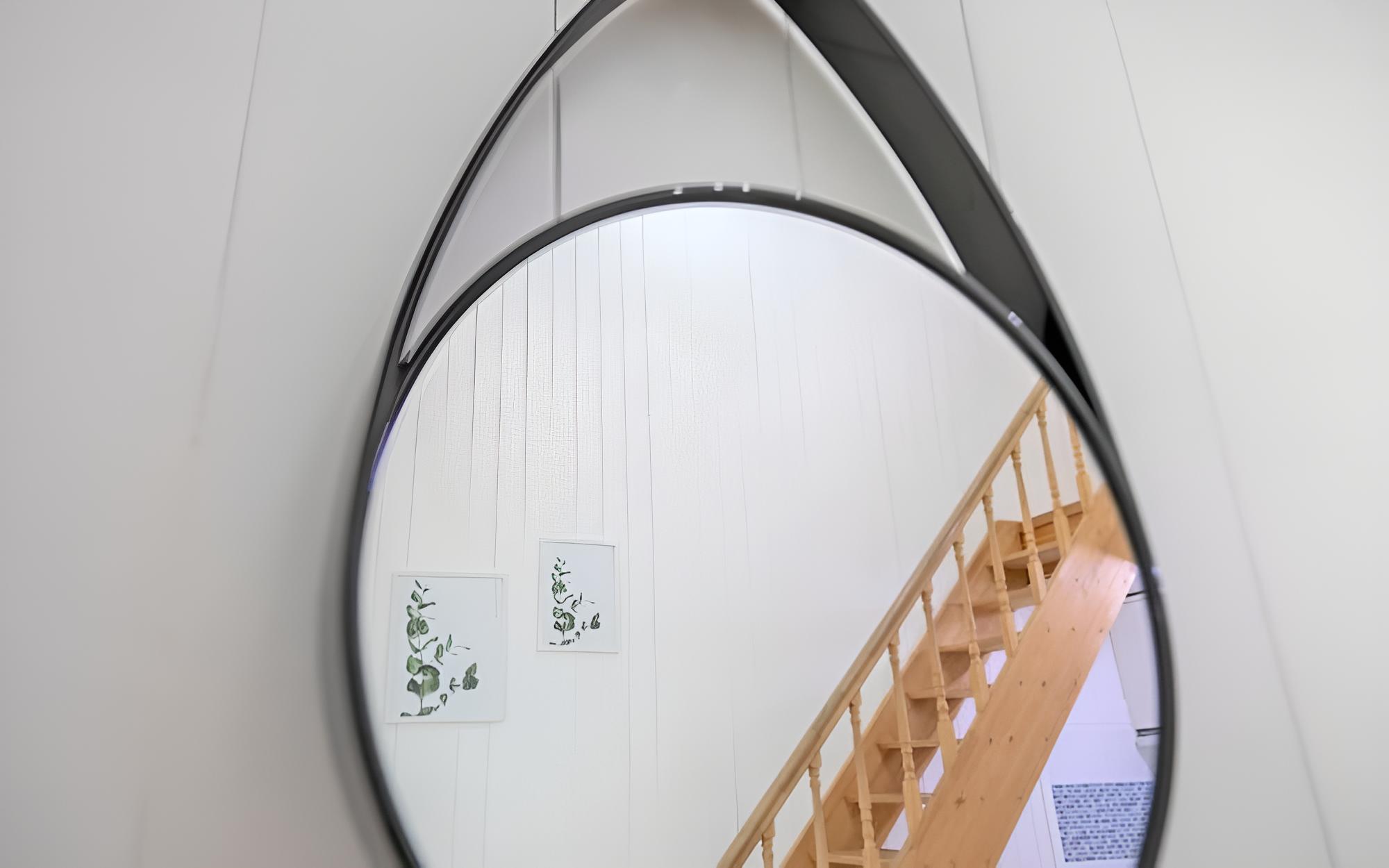 Room (Room 206 (Duplex))