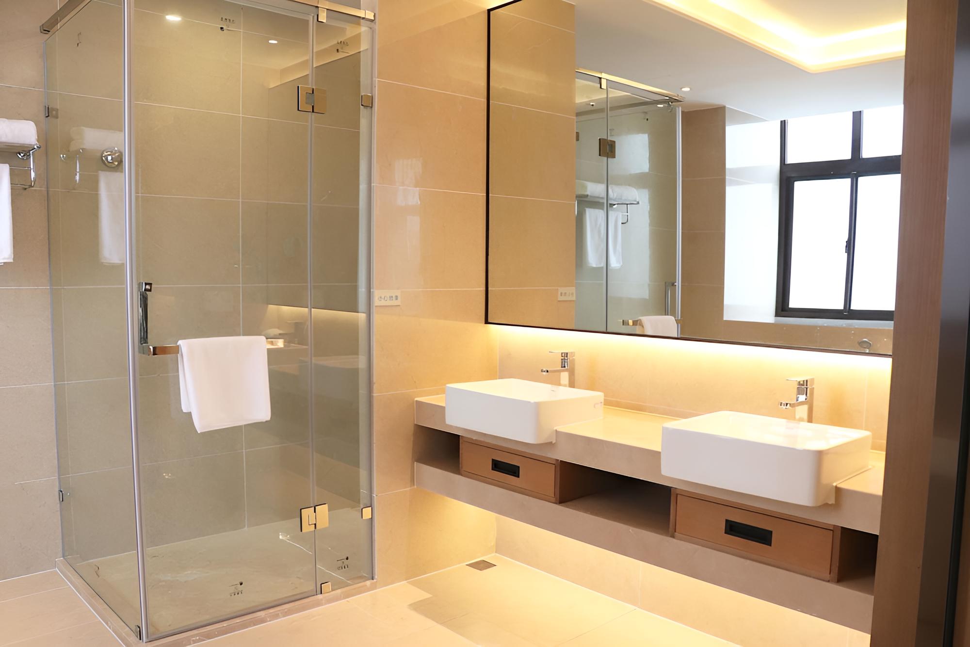 Executive suite photo 1