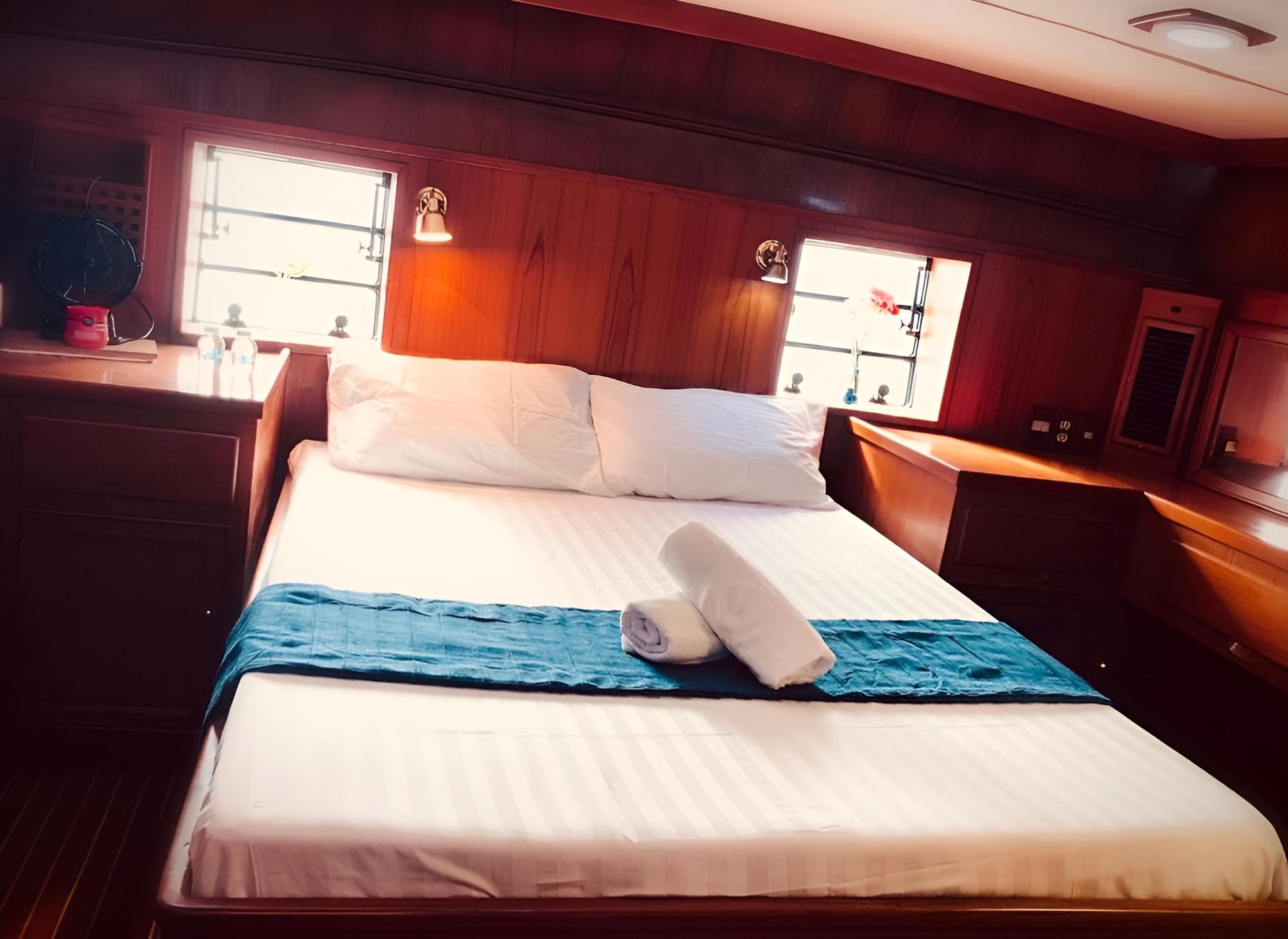 Lemonia Yacht photo 2