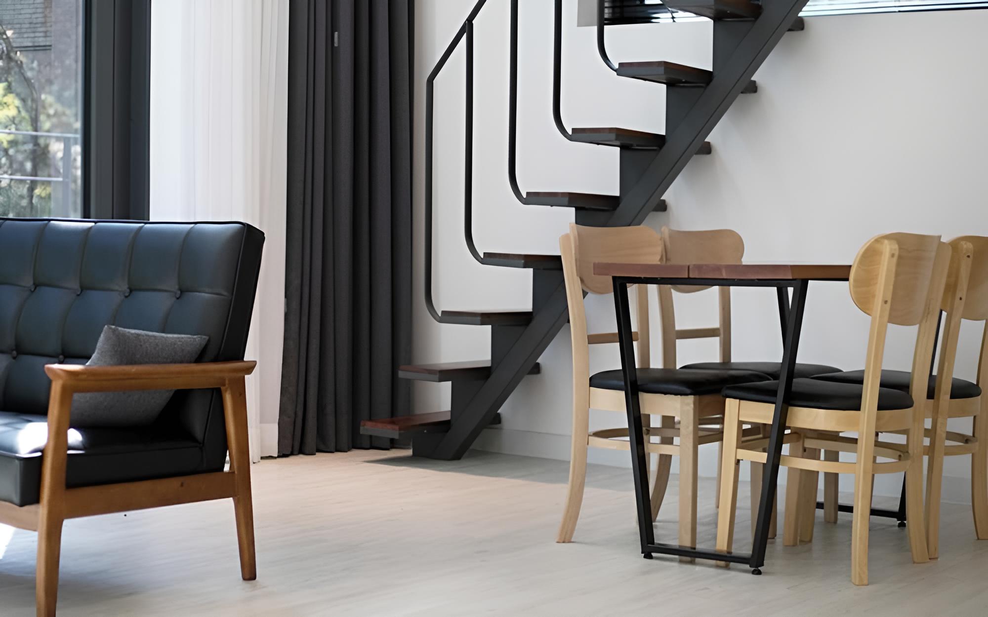 Room (201 (Duplex)) photo 1
