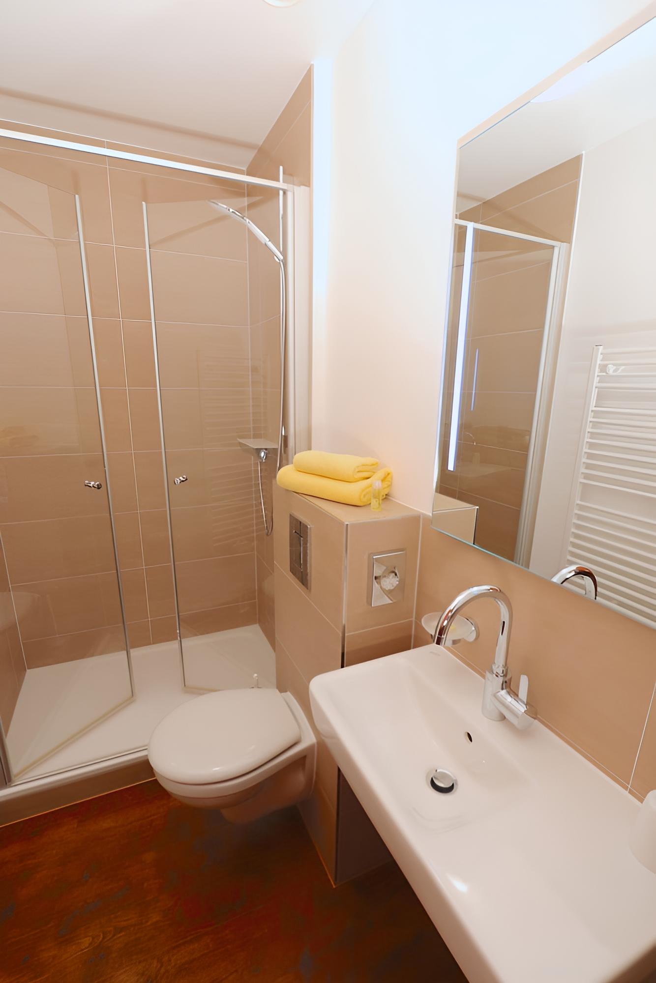 Basic Single Room photo 2