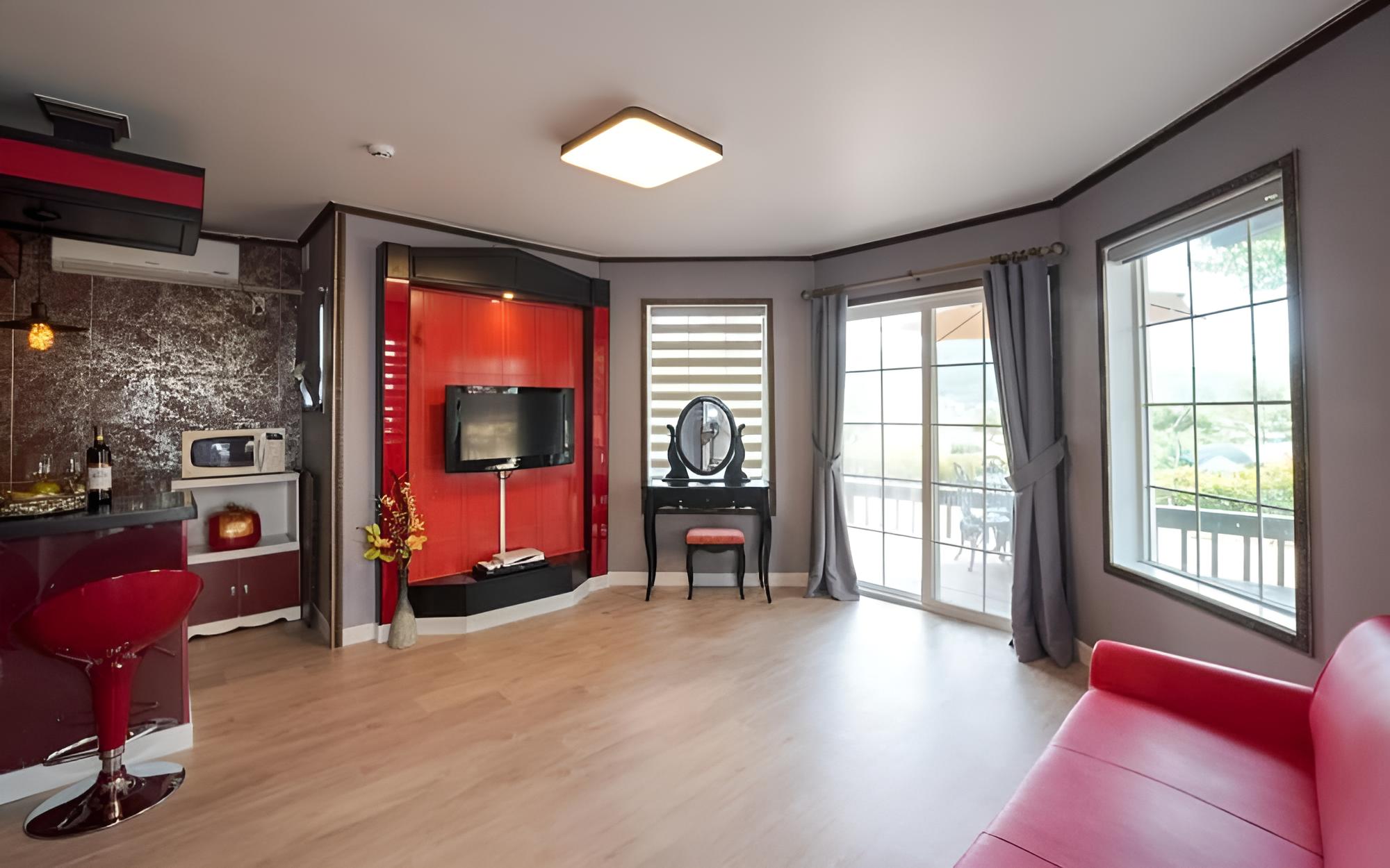 Room (Ozma (Spa))