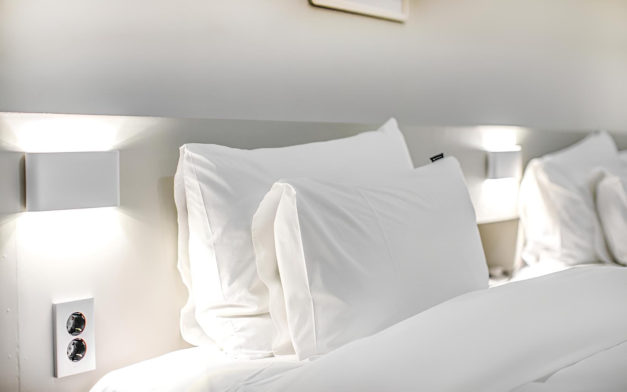 Room (Premium Business (double bed queen + ) - Photo 3