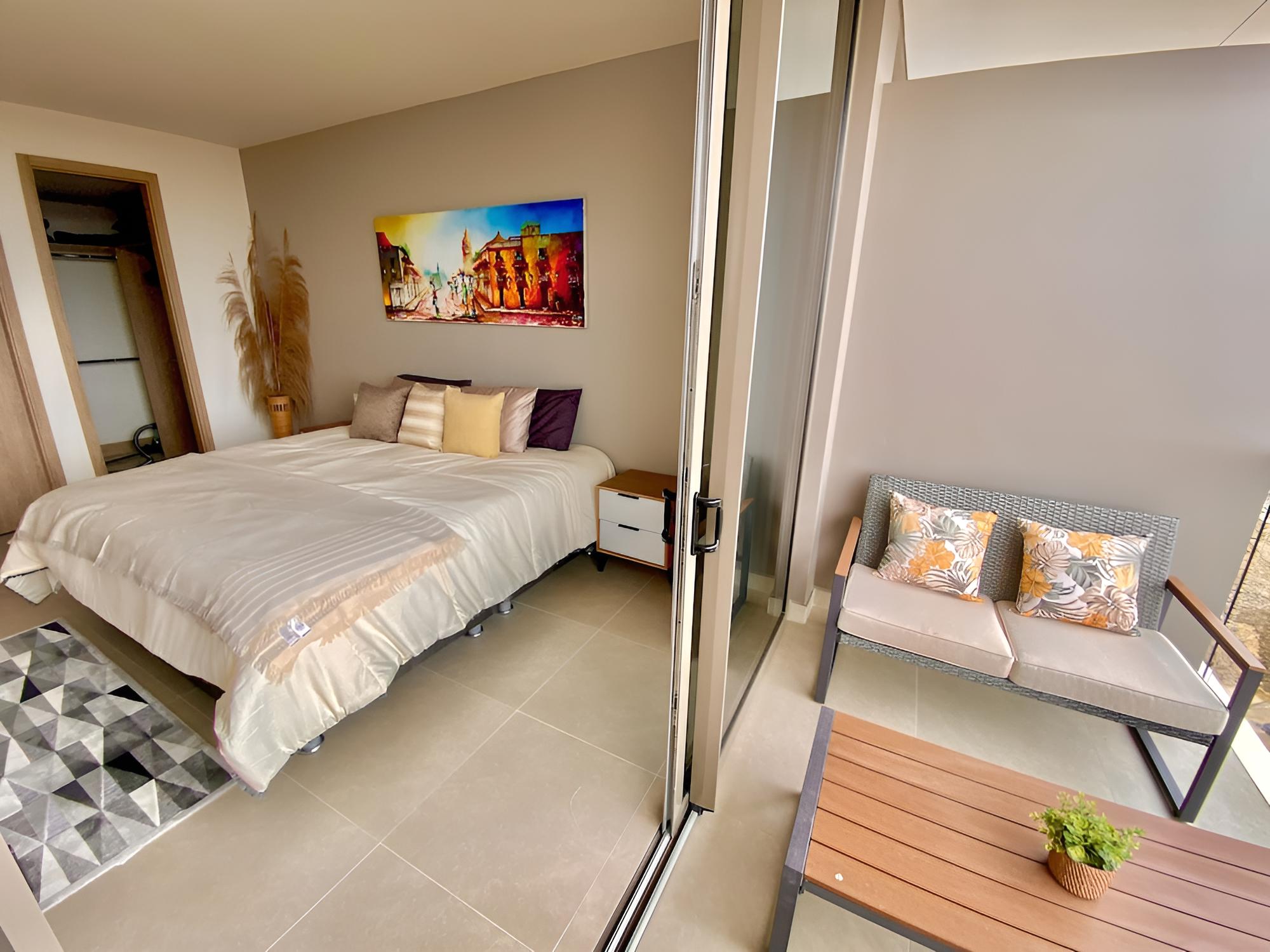 Deluxe Apartment